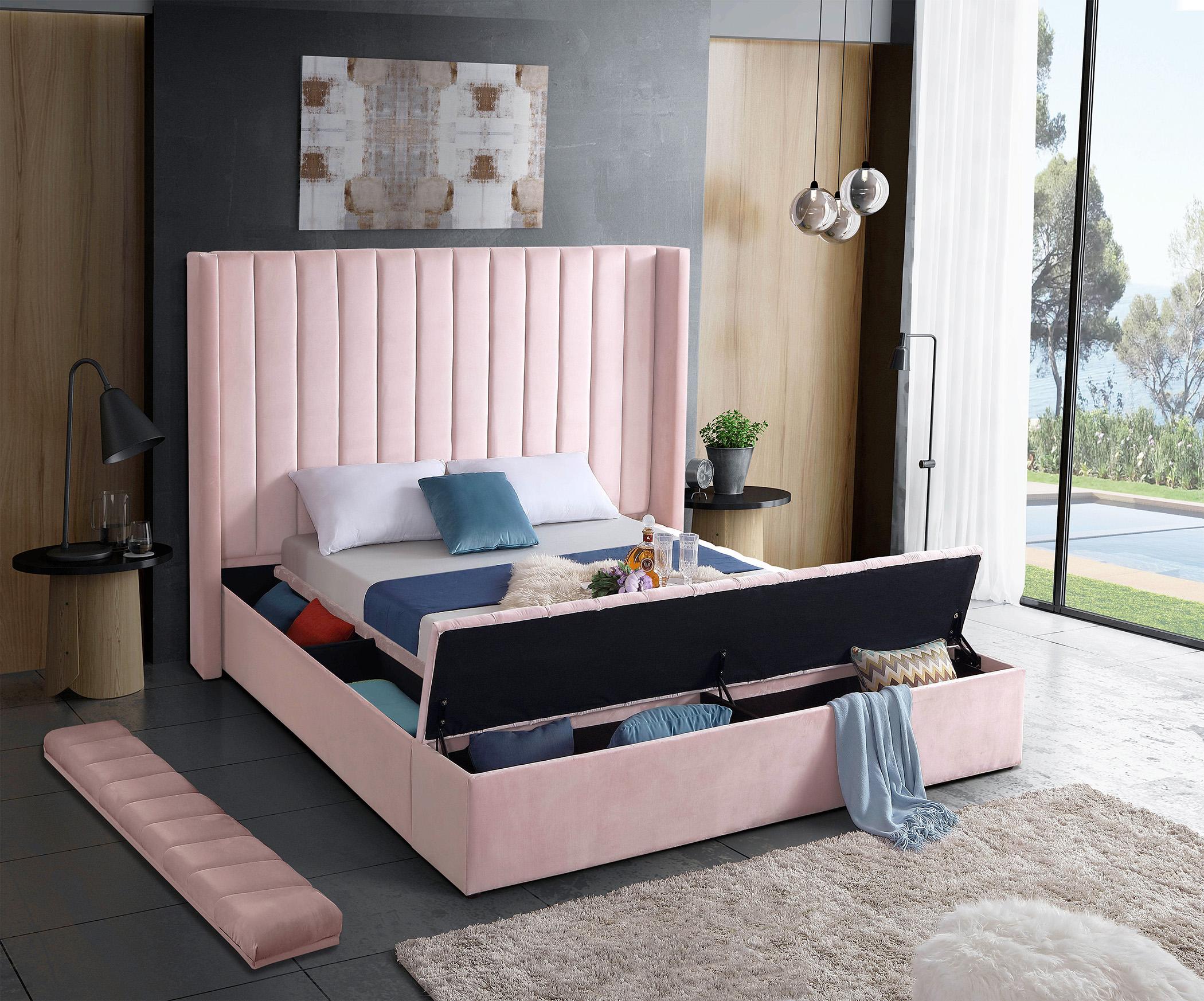 

    
KikiPink-F Meridian Furniture Storage Bed
