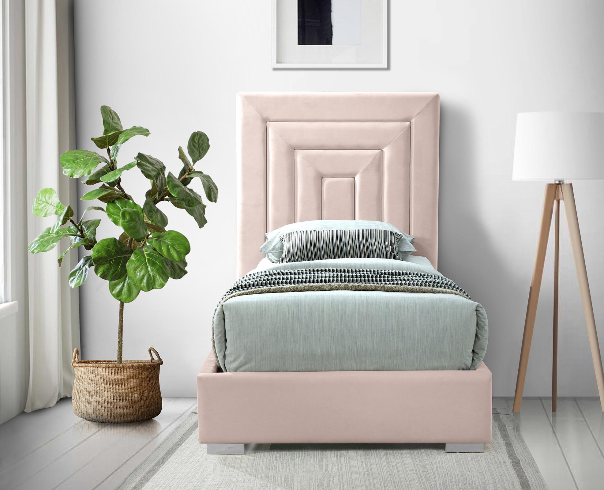 

    
Meridian Furniture NORA NoraPink-T Platform Bed Pink NoraPink-T

