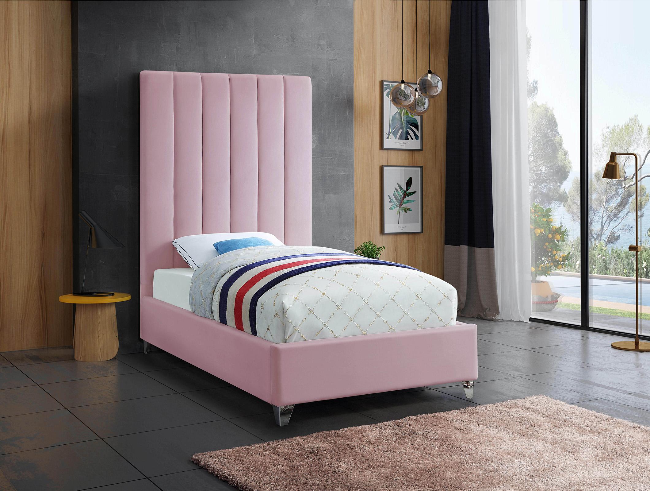 

    
Meridian Furniture VIA ViaPink-T Platform Bed Pink ViaPink-T
