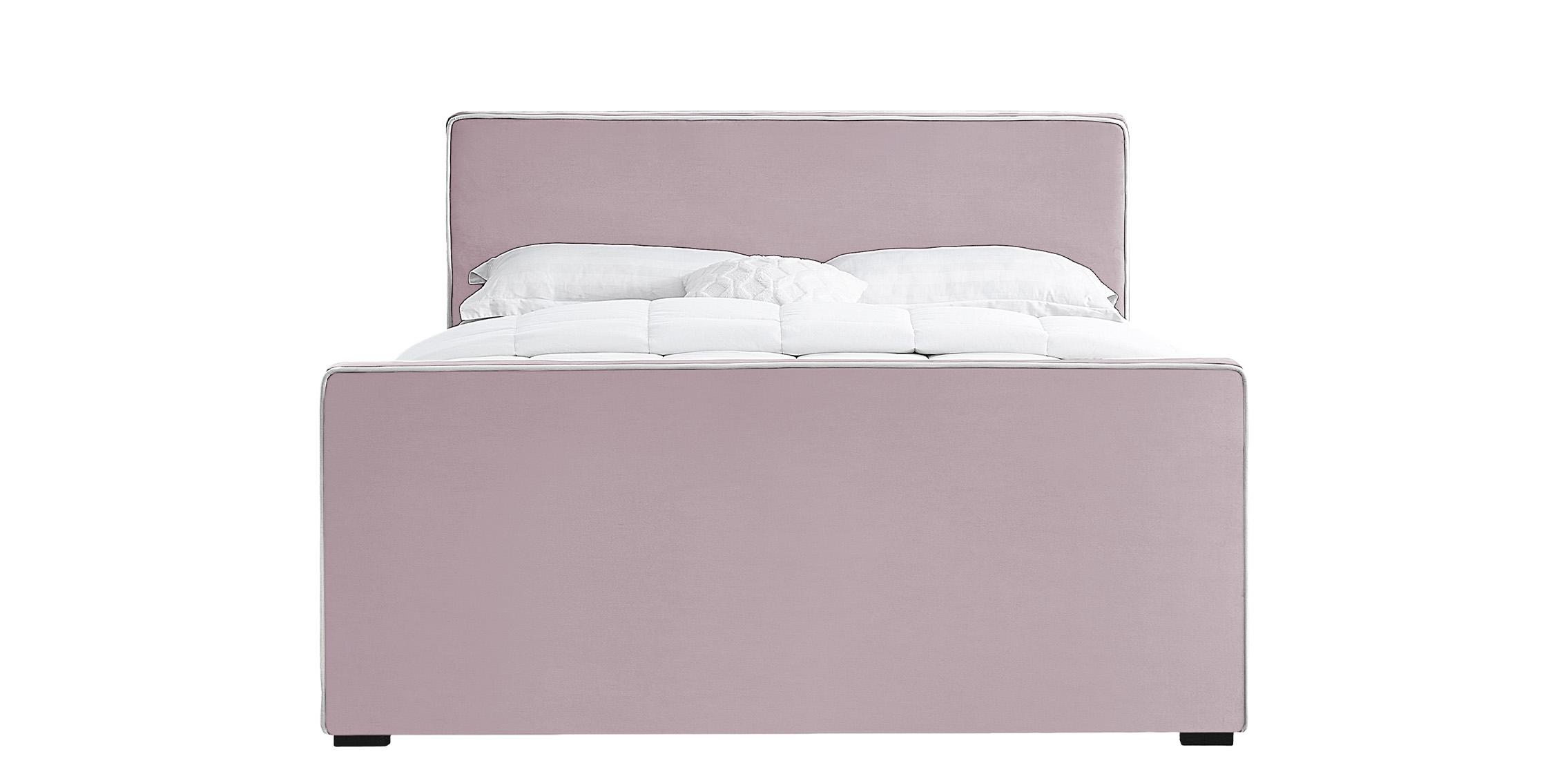 

        
Meridian Furniture DILLARD  DillardPink-F Platform Bed Pink Velvet 094308265537
