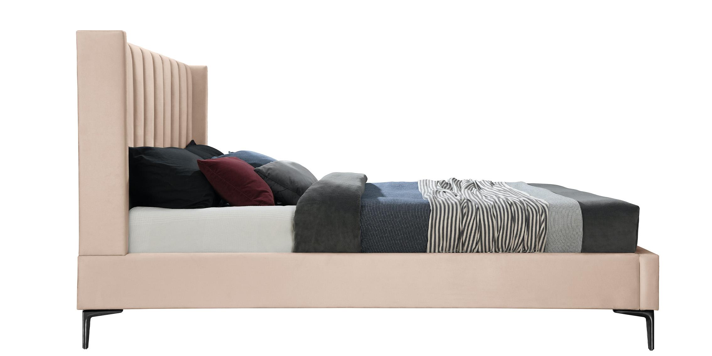 

        
Meridian Furniture NadiaPink-F Platform Bed Pink Velvet 094308252322
