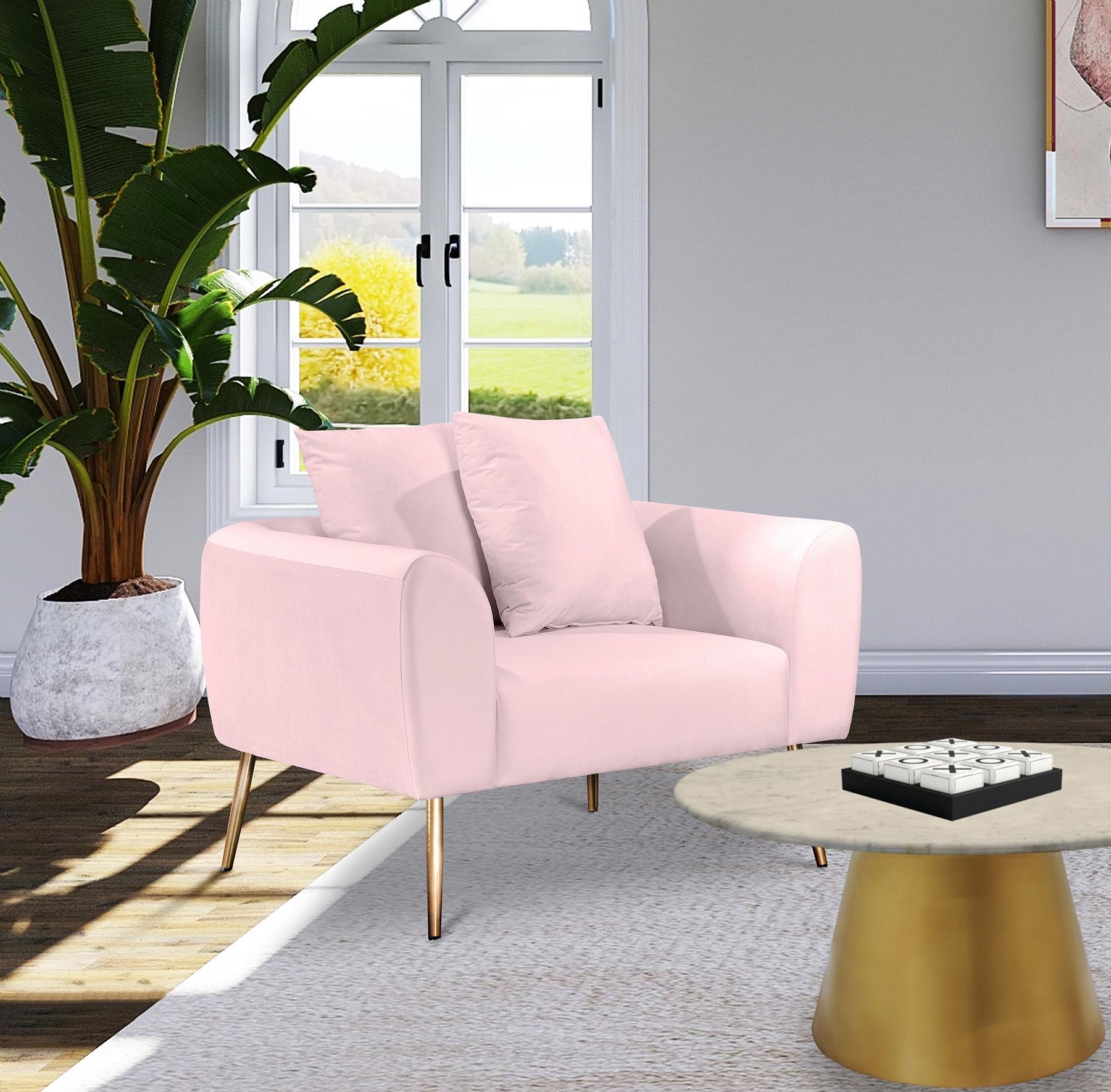

        
Meridian Furniture Quinn Sofa Set Pink Fabric 753359801308
