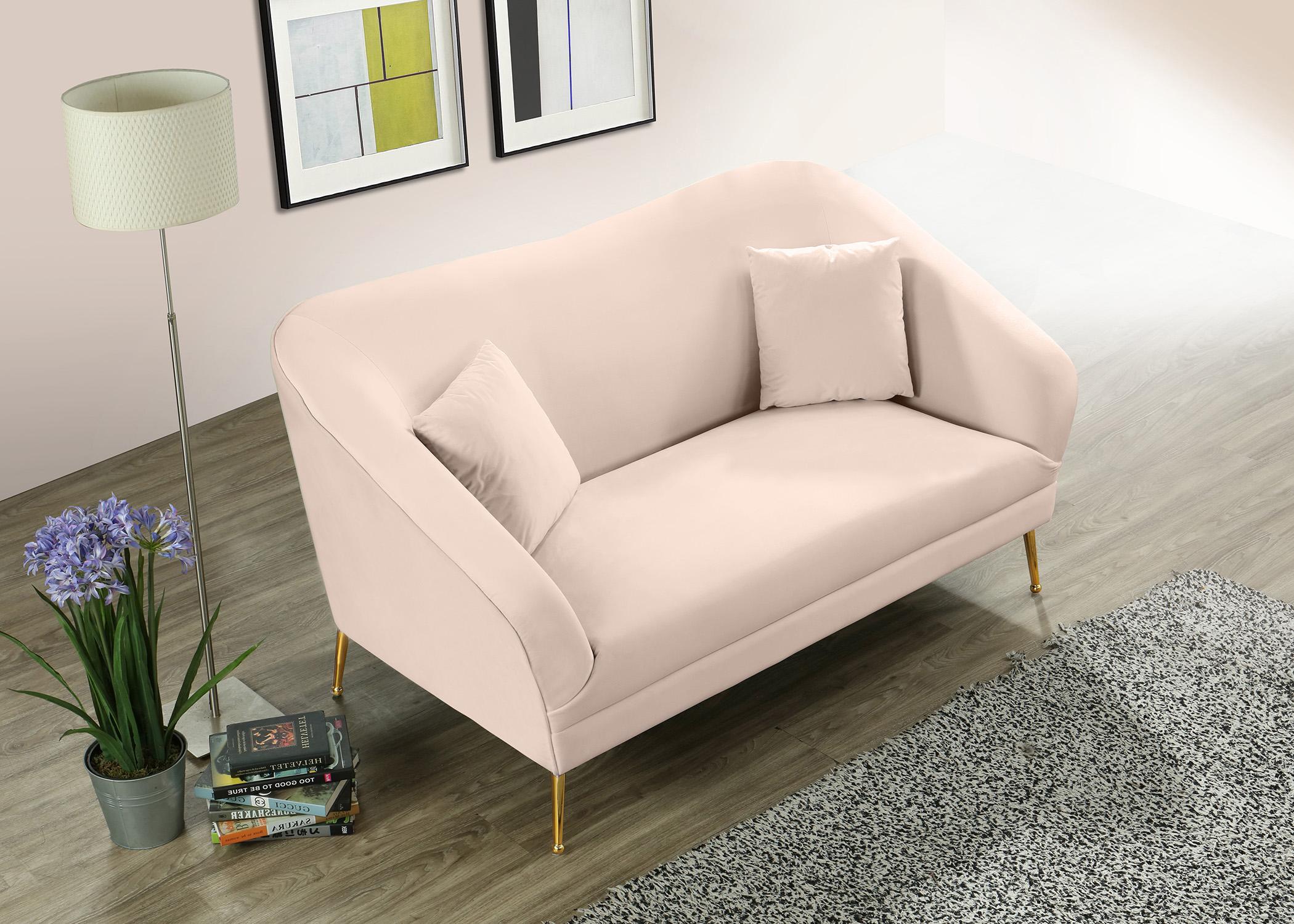 

    
658Pink-Set-3 Meridian Furniture Sofa Set
