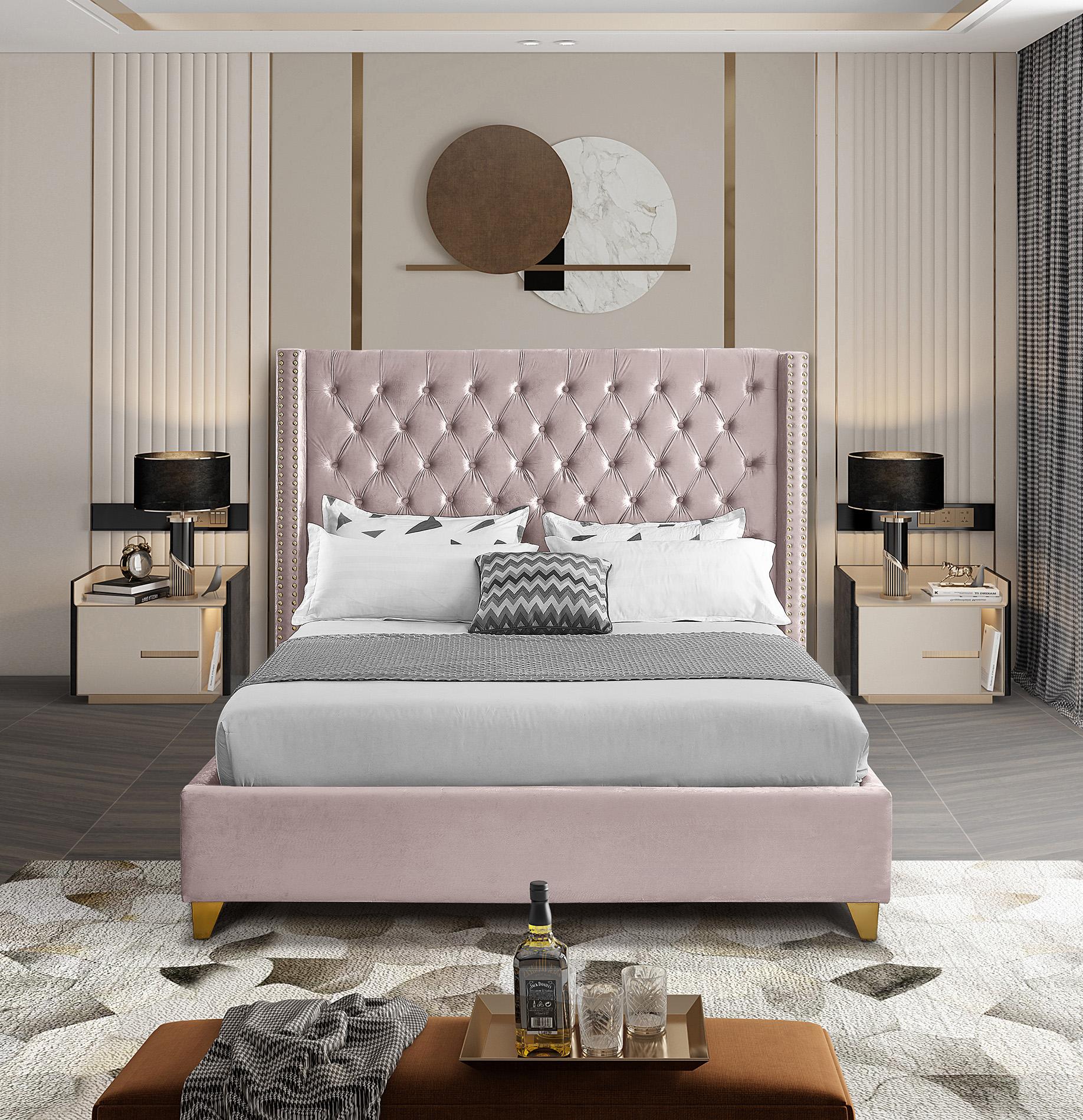 

        
Meridian Furniture BAROLO Pink-F Platform Bed Pink Velvet 753359807638
