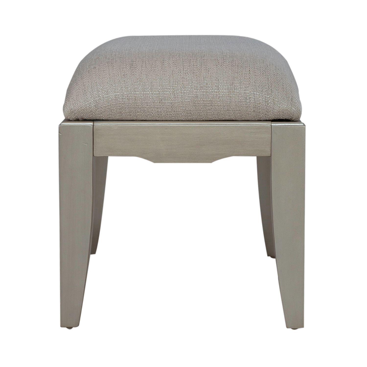 

    
Liberty Furniture Montage (849-BR) Vanity Bench Platinum 849-BR99
