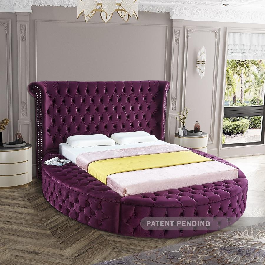 

    
LuxusPurple-K Meridian Furniture Storage Bed
