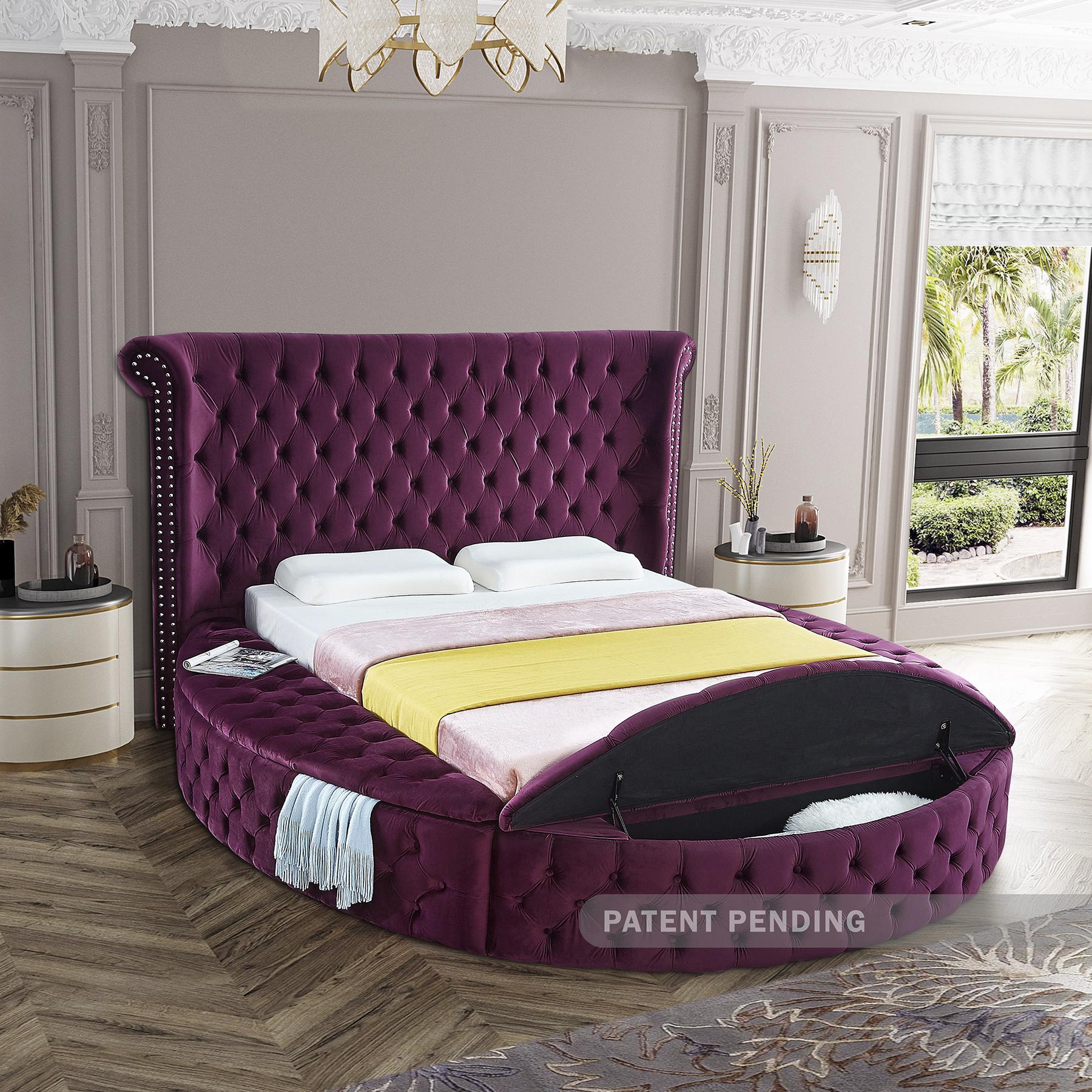

    
LuxusPurple-K Purple Velvet Tufted Round Storage King Bed LUXUS Meridian Contemporary Modern
