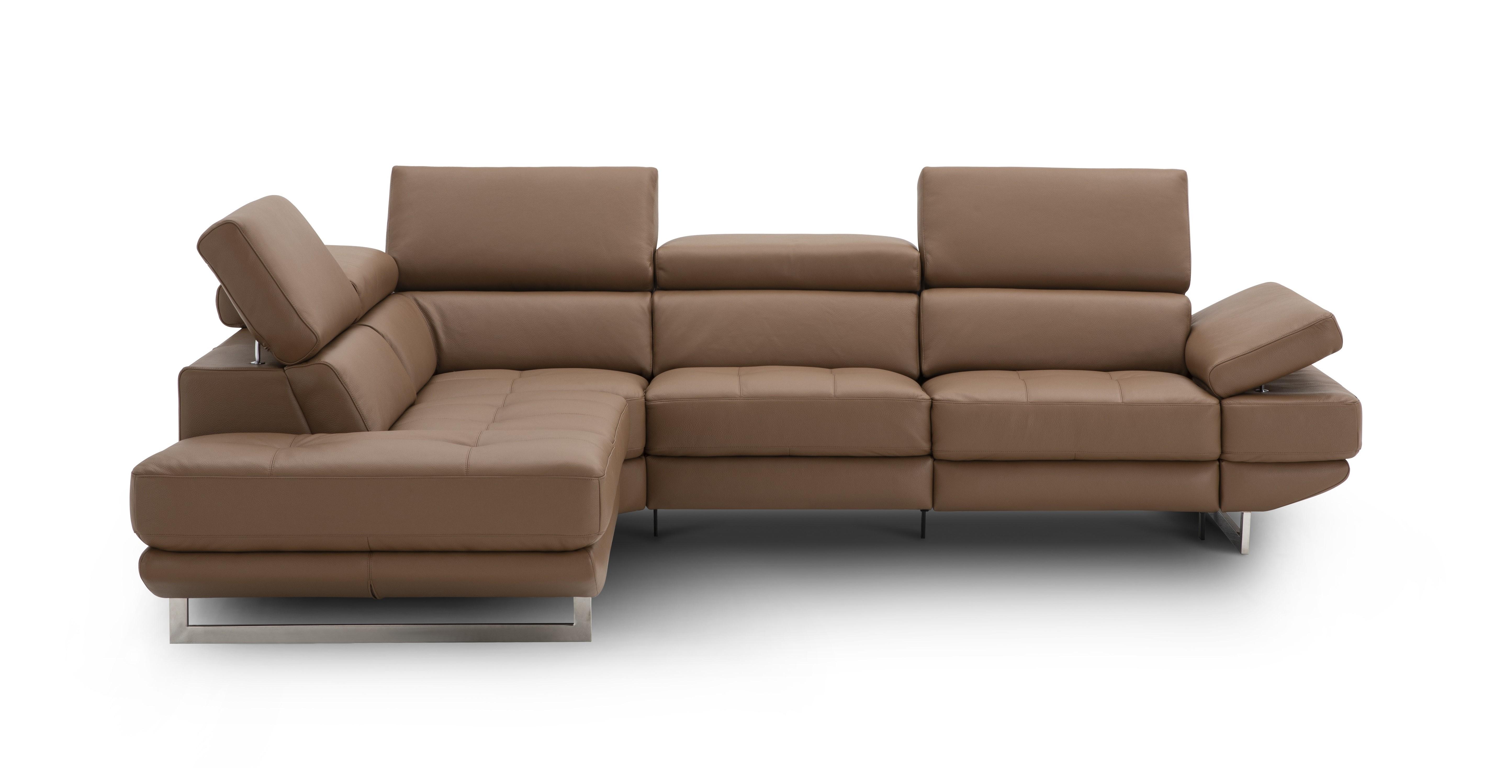 

    
Recliner Leather Sectional in Caramel LHF by J&M Furniture The Annalaise 19944
