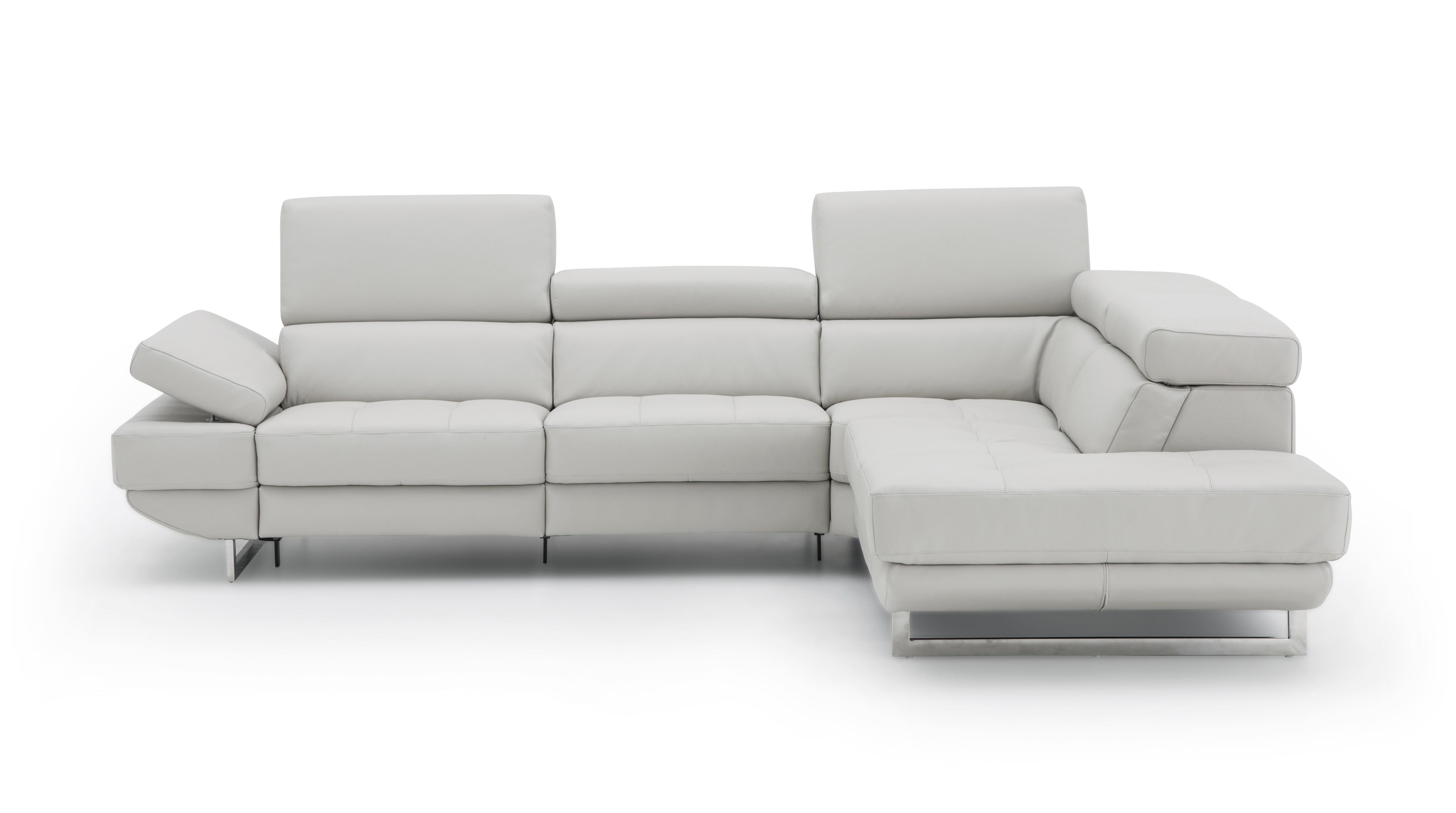 

    
J&M Furniture The Annalaise Reclining Sectional Silver 19922
