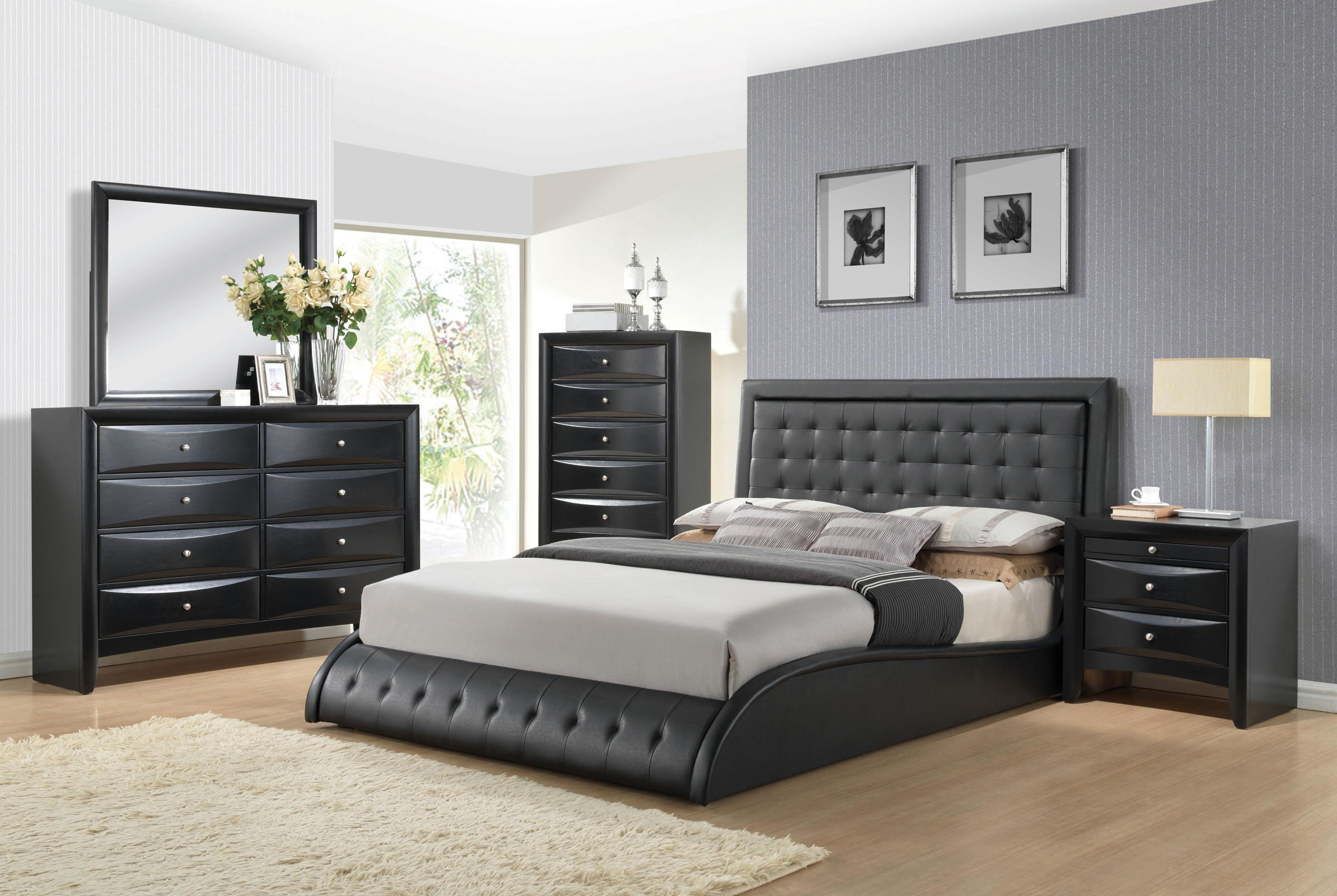 Contemporary, Modern Platform Bedroom Set Tirrel Tirrel-20657EK-Set-5 in Black Polyurethane
