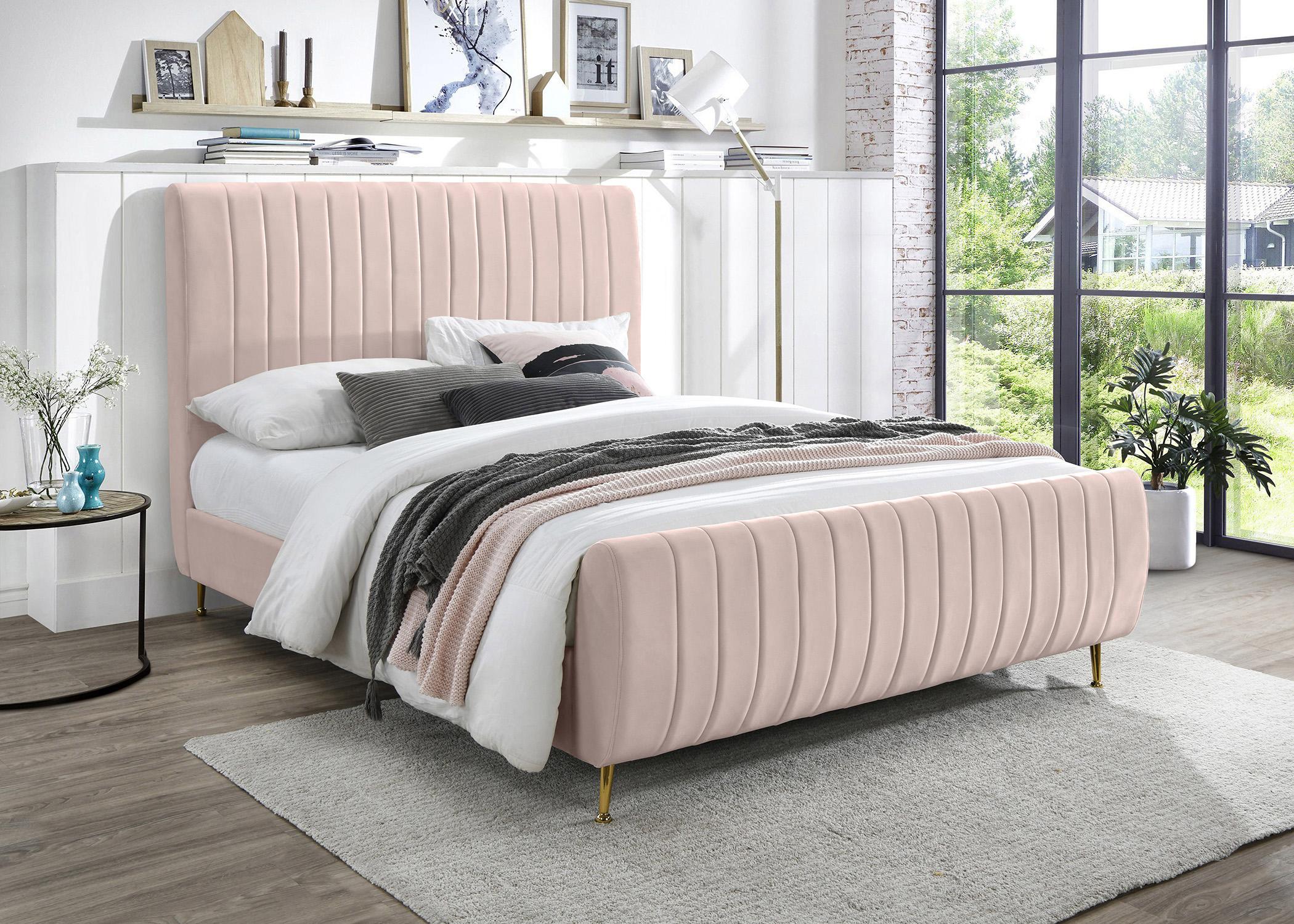 

    
Meridian Furniture ZARA Pink-F Platform Bed Pink/Gold ZaraPink-F
