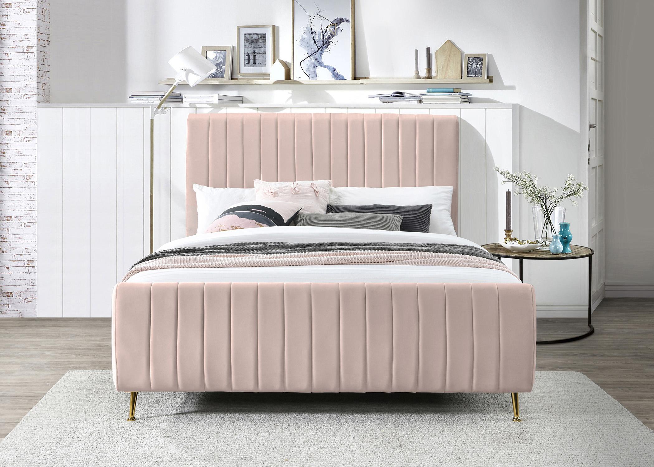 

        
Meridian Furniture ZARA Pink-F Platform Bed Pink/Gold Velvet 704831407976
