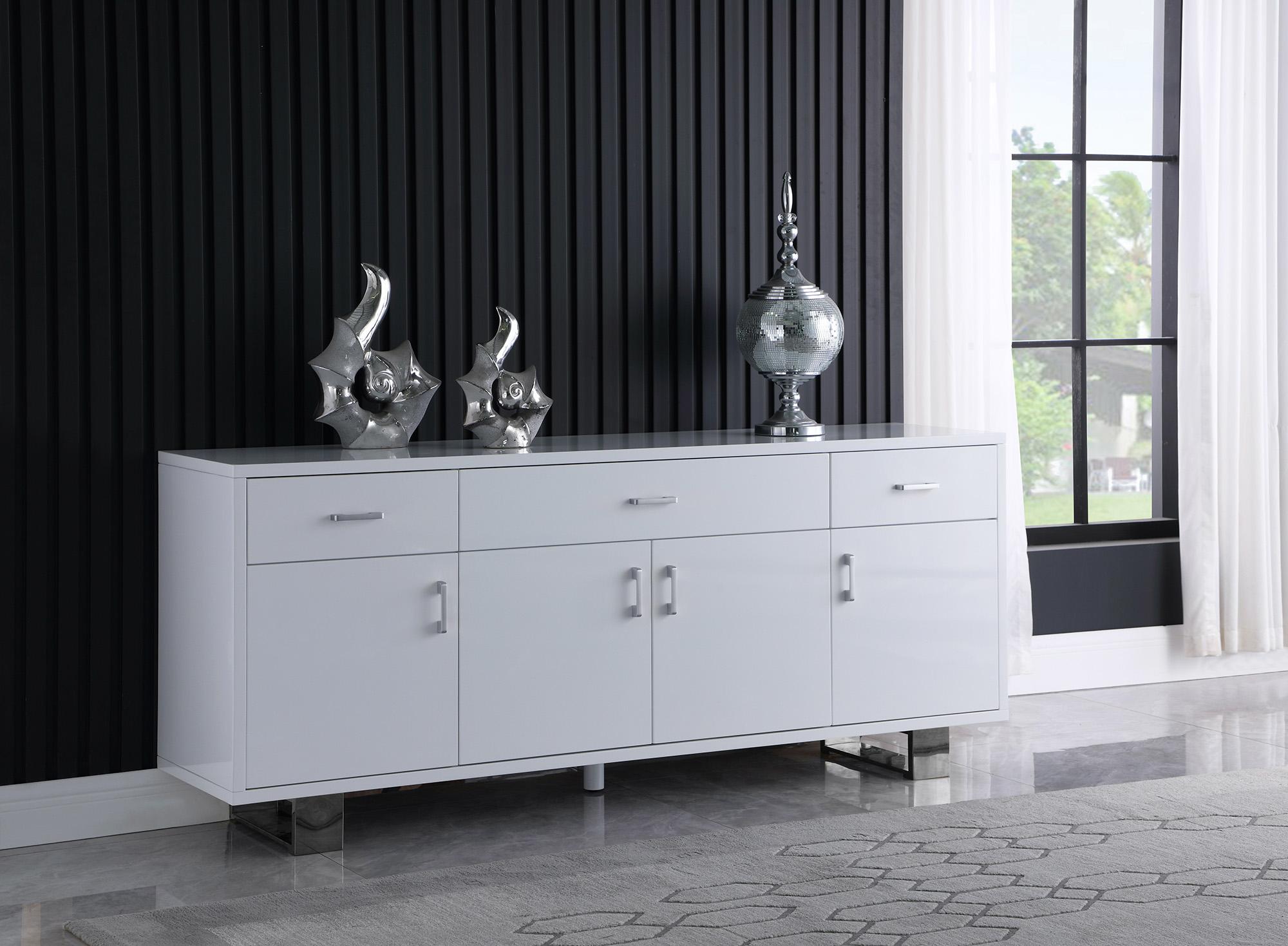 

    
Rich White Lacquer & Chrome Sideboard Excel 358 Meridian Contemporary Modern
