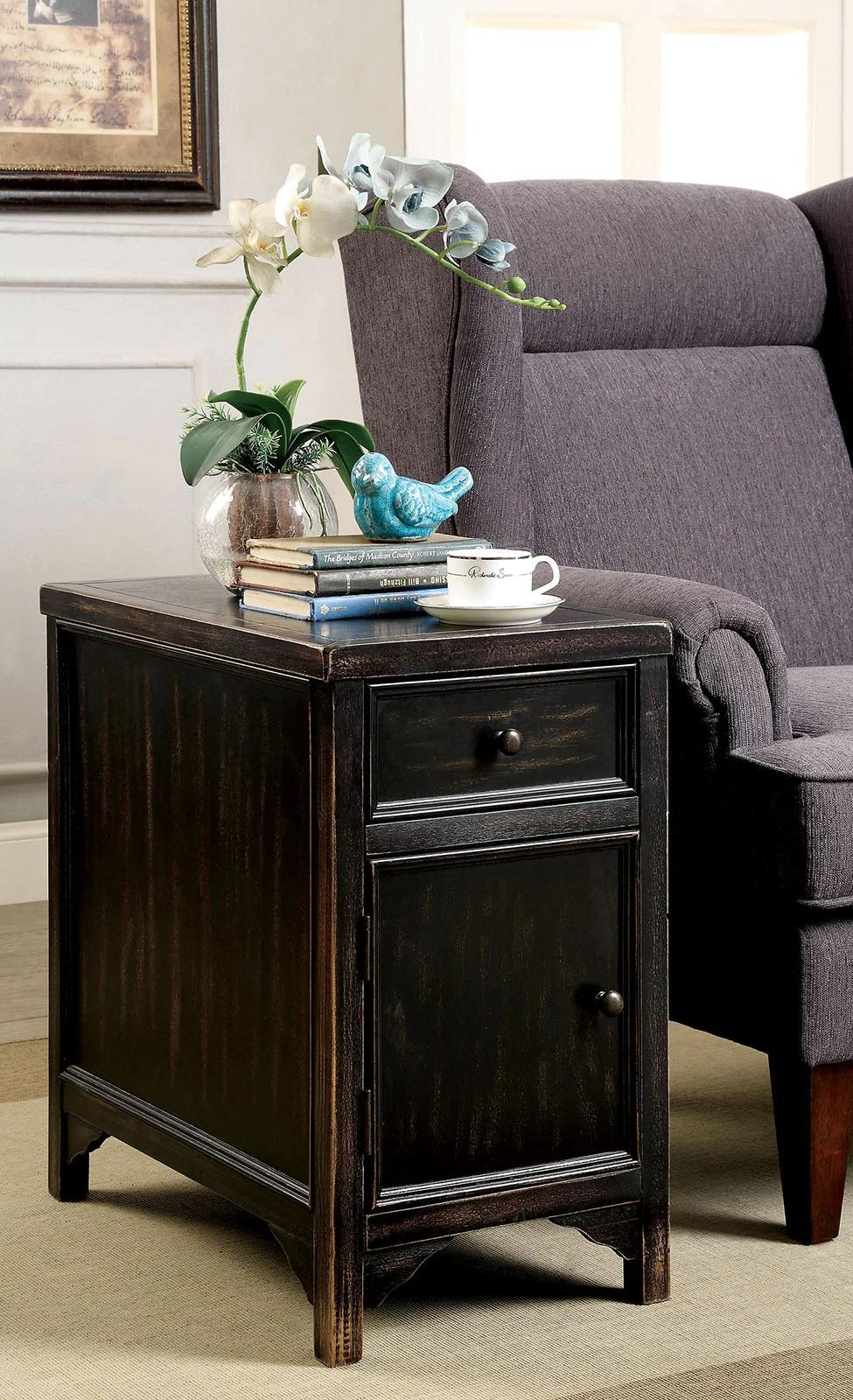 

    
Rustic Antique Black Solid Wood Side Table Furniture of America CM4327T Meadow
