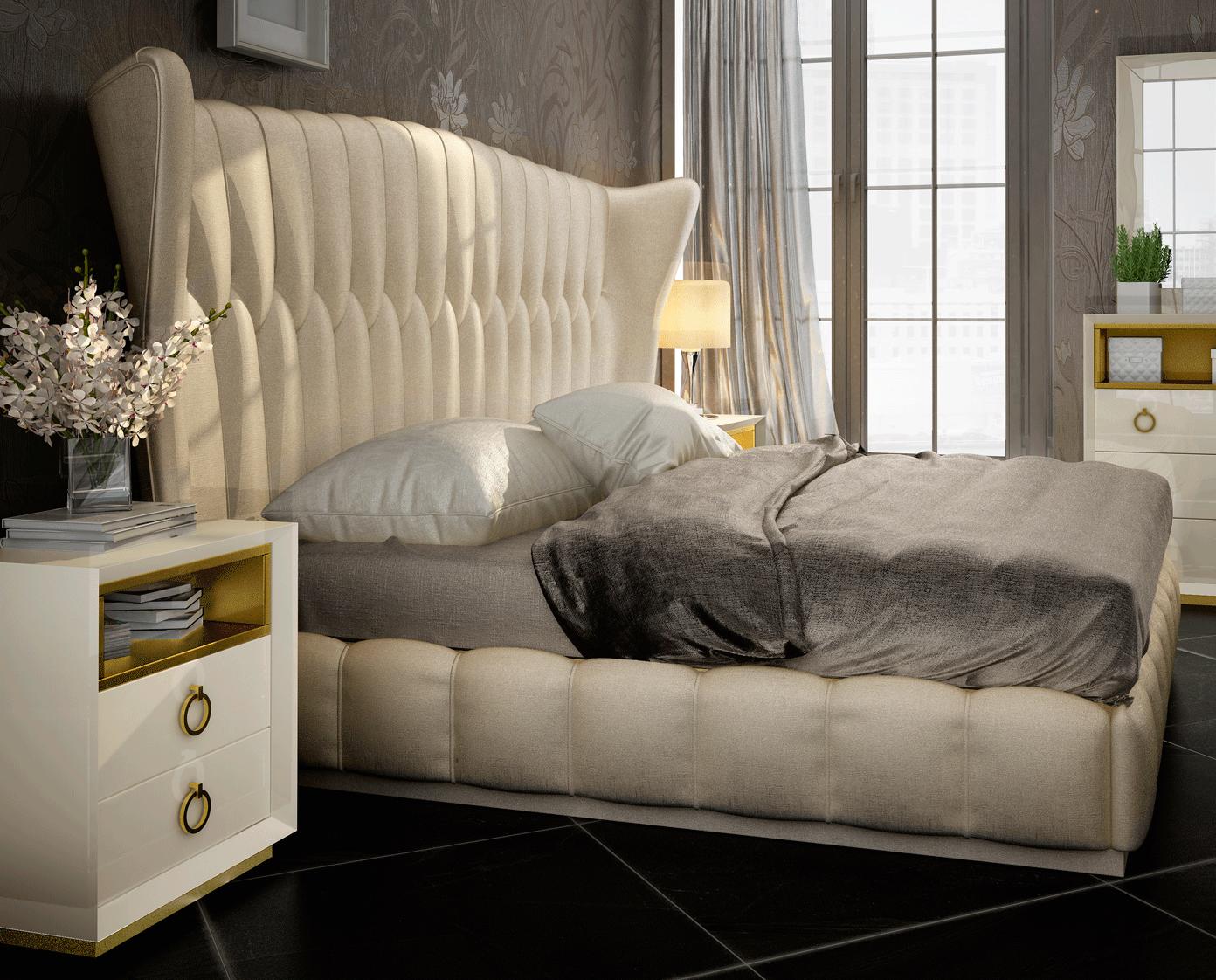 

    
Beige Eco Leather Tufted King Bedroom Set 3Pcs Made in Spain ESF Velvet
