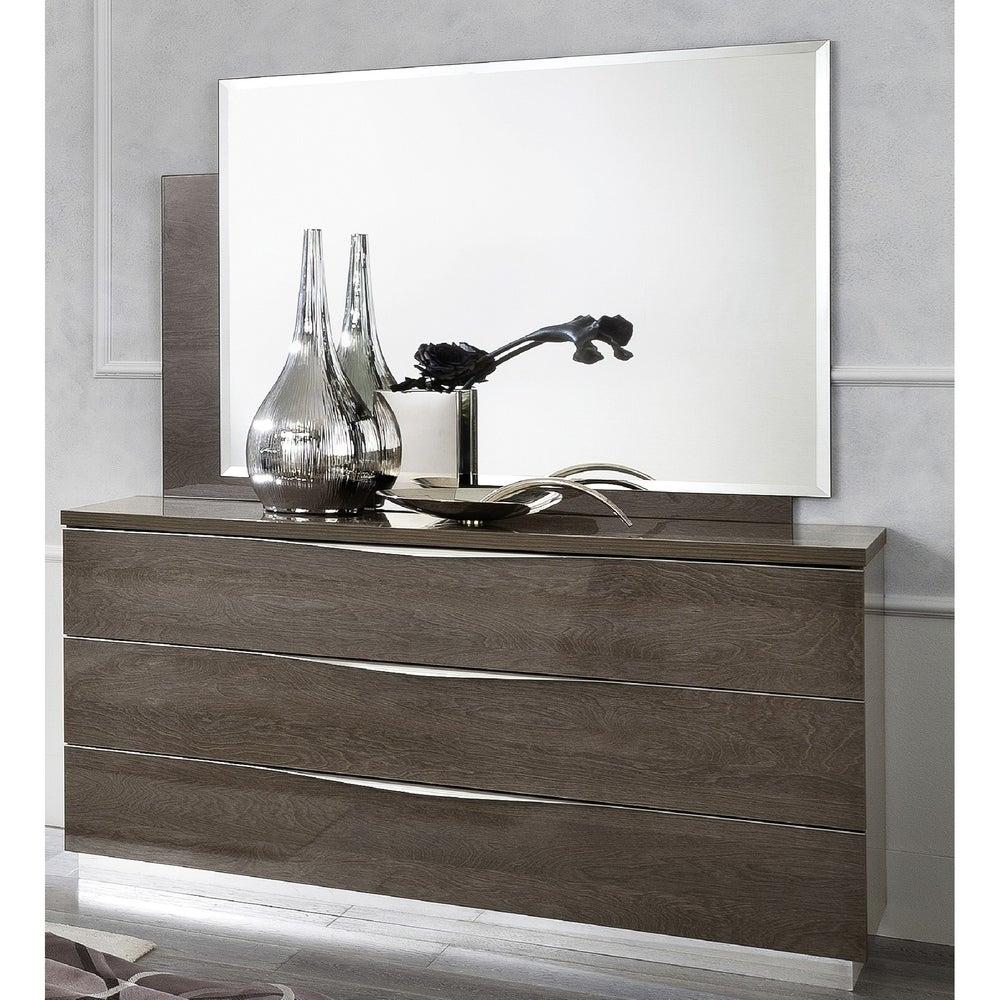 

    
Silver Birch Single Dresser & Mirror Set Contemporary Luca Home
