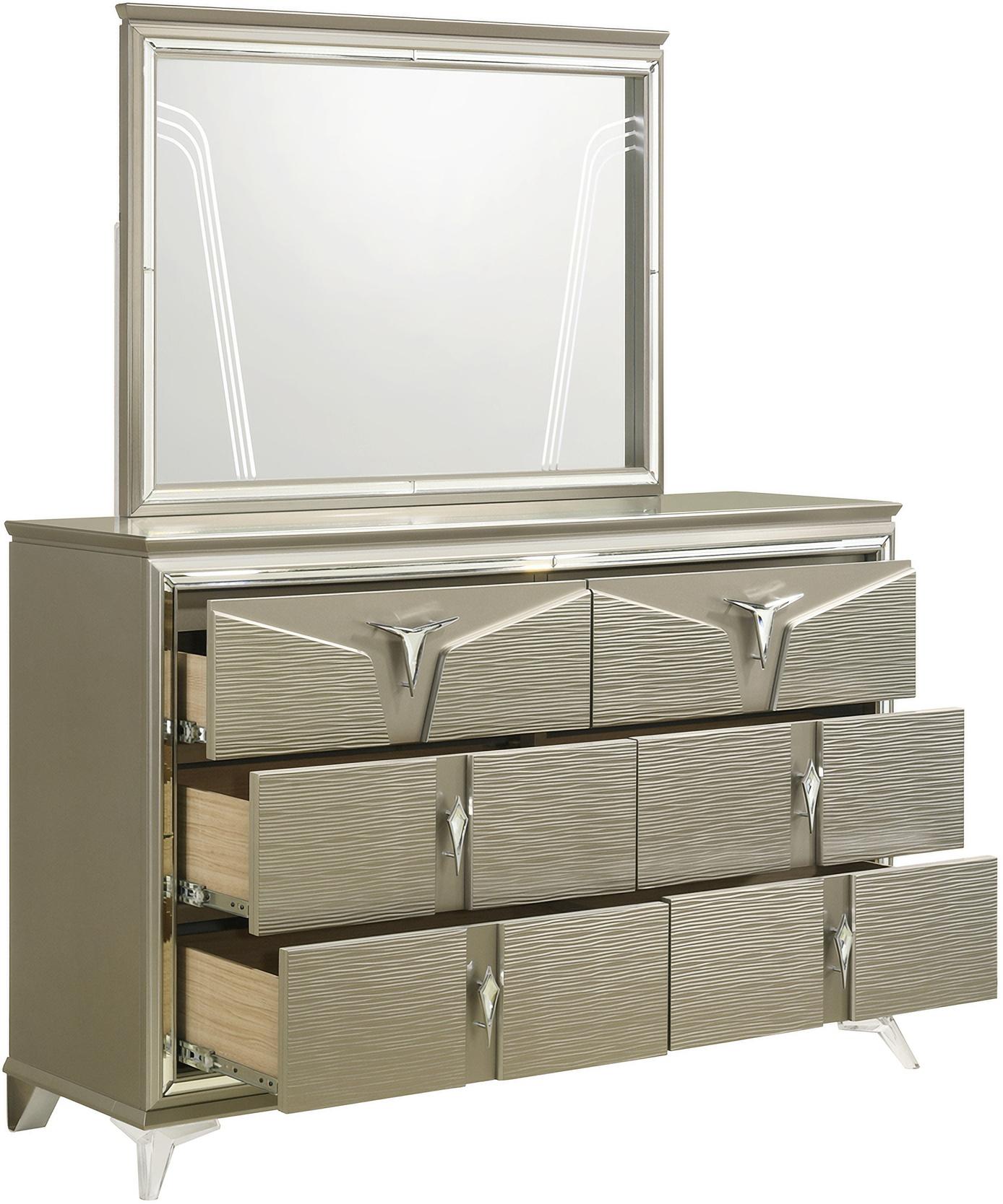 

    
Silver Finish Mirror Accents Six Drawers Dresser Samantha Galaxy Home Modern
