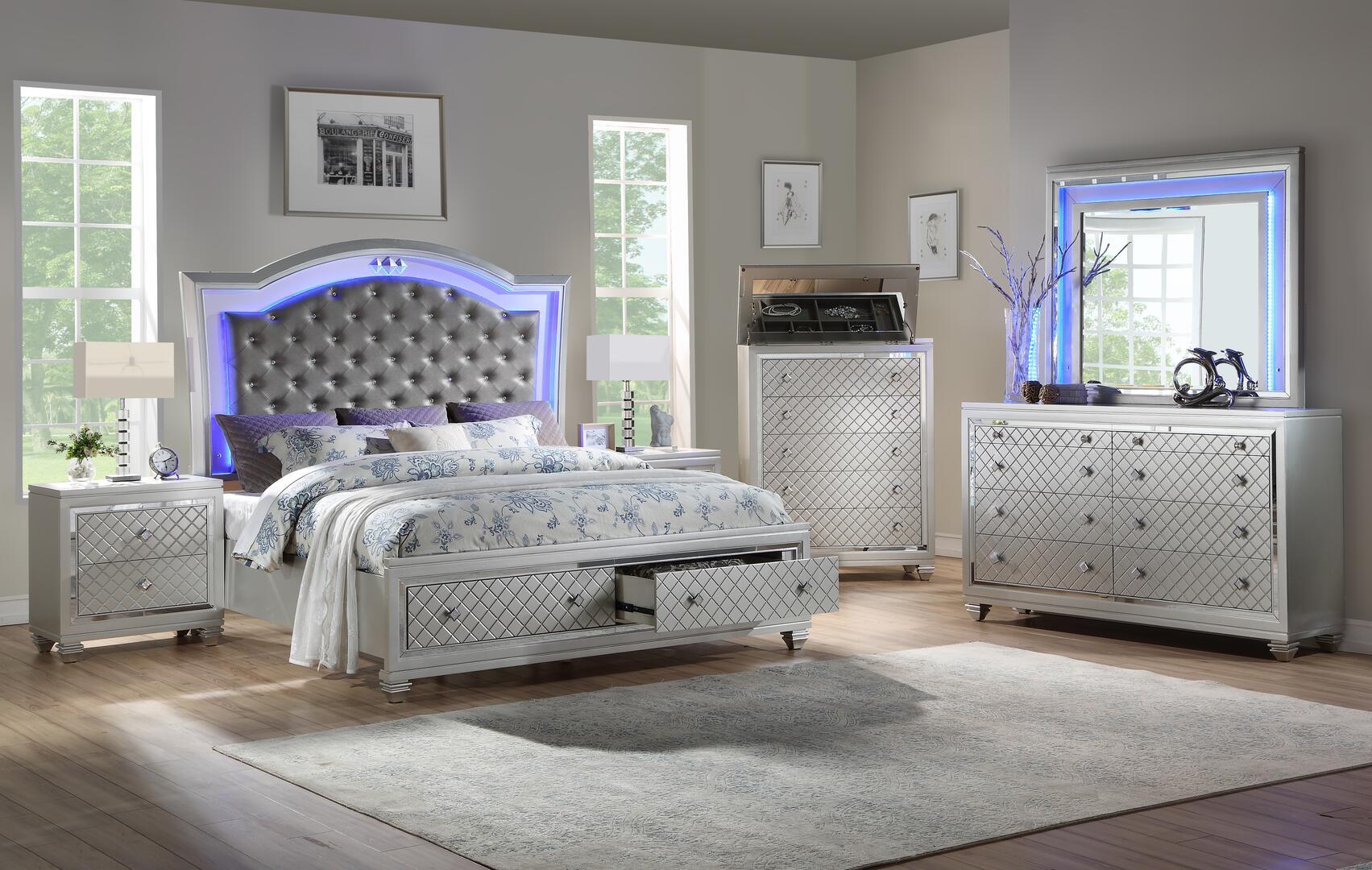 

    
 Order  Silver Finish Wood King Panel Bedroom Set 3Pcs Contemporary Cosmos Furniture Shiney
