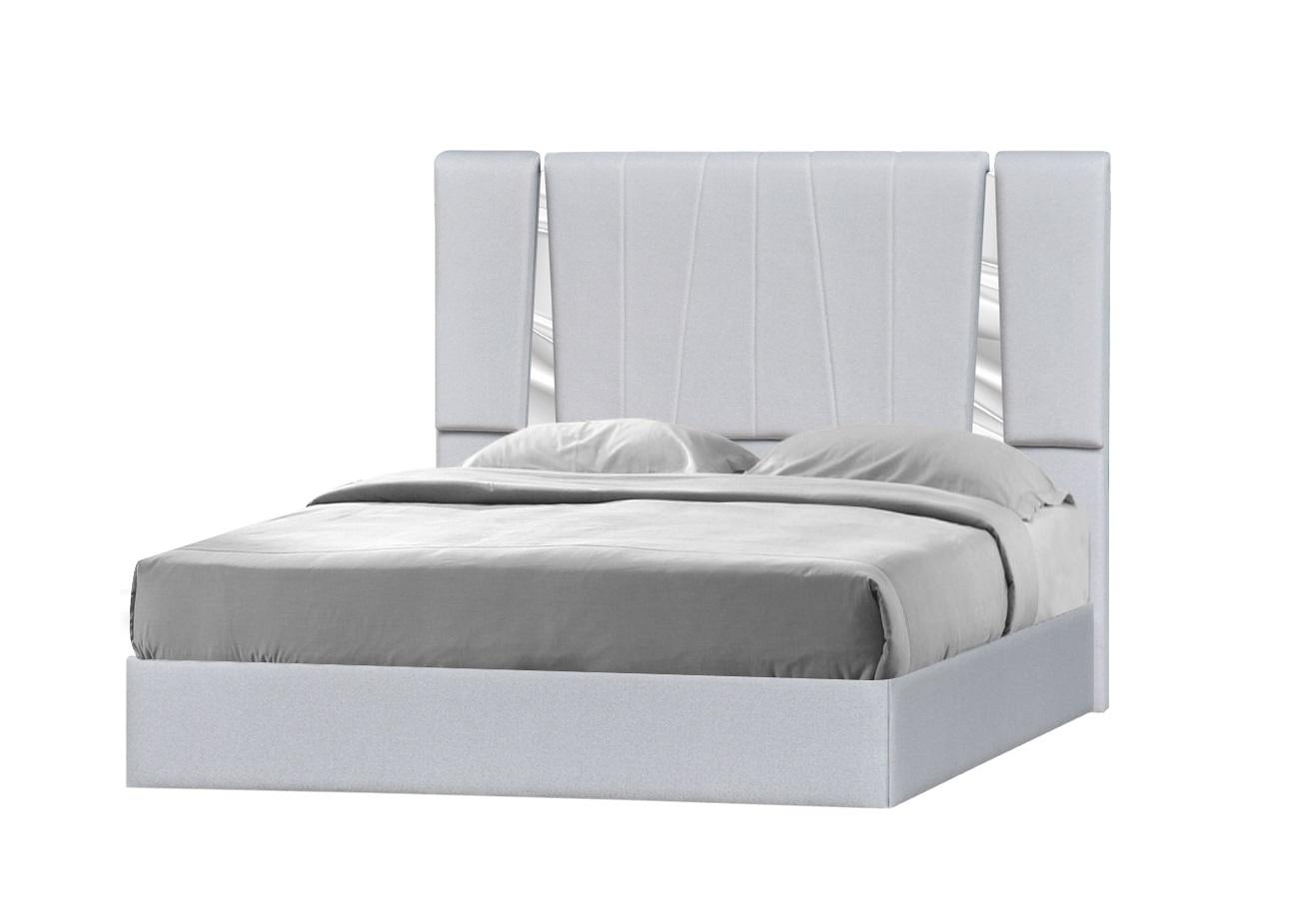 Contemporary Platform Bed Matisse SKU 18711-K-Bed in Silver Fabric