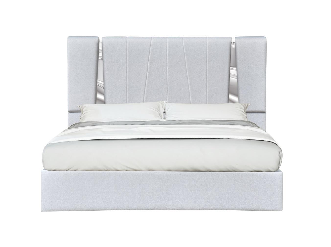 

    
Silver Gray Fabric Mirrored Trim Queen Platform Bed Contemporary J&M Furniture Matisse
