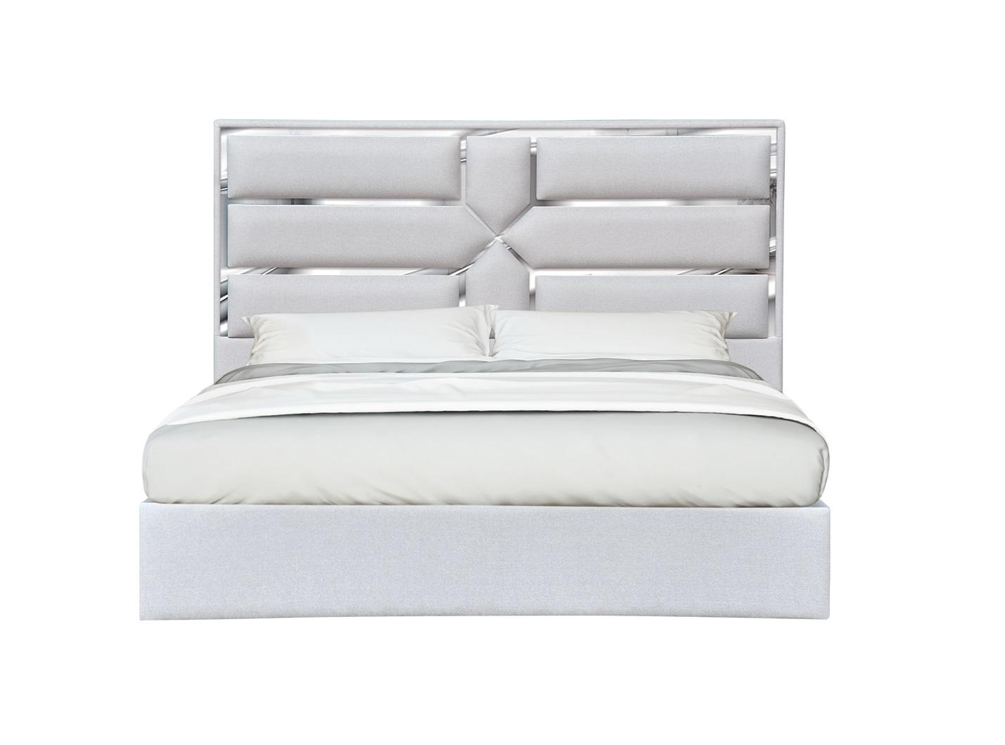 

    
Silver Gray Fabric Queen Platform Bed  Contemporary J&M Furniture Da Vinci
