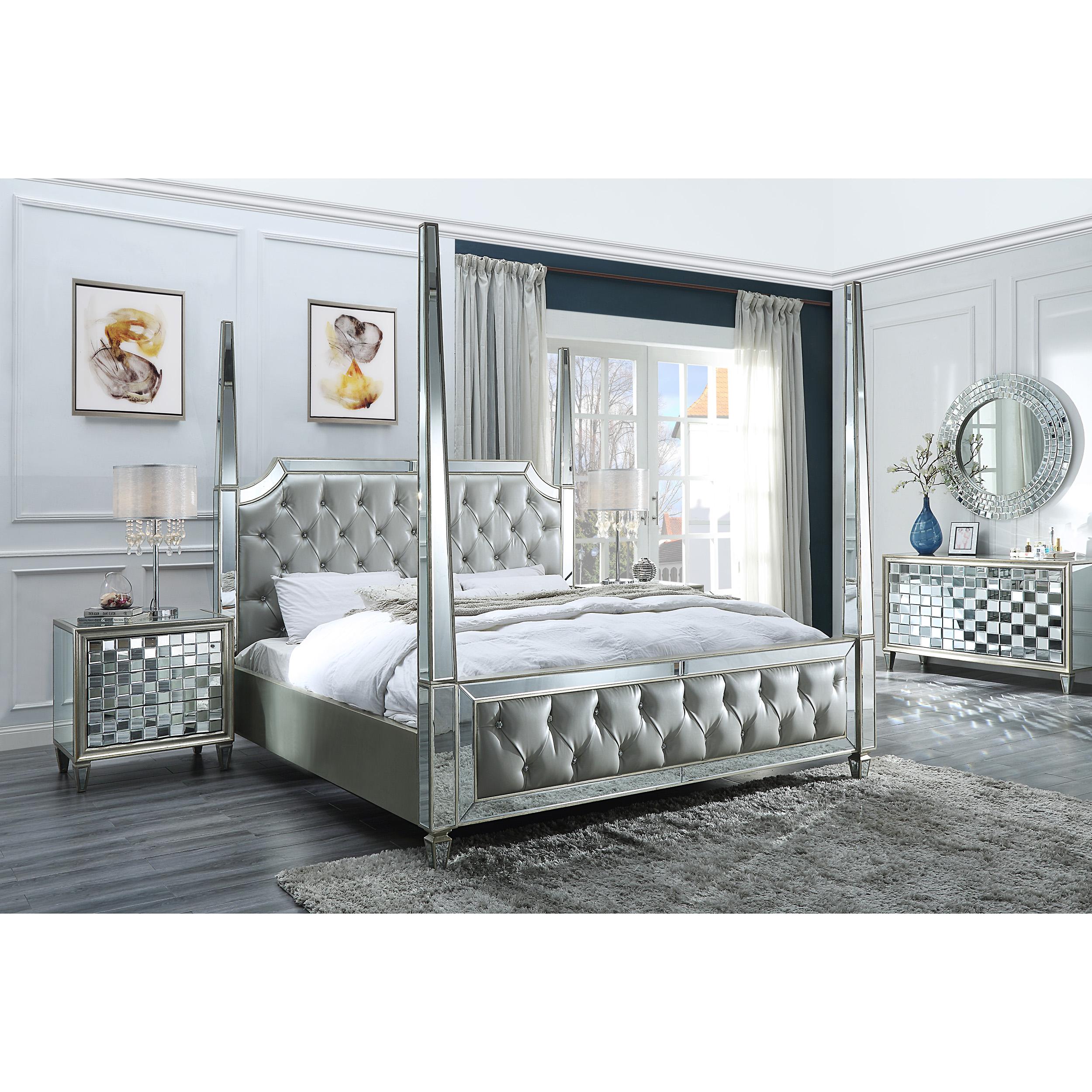 

    
Silver & Mirror CAL King Canopy Bedroom Set 5 Pcs Modern Homey Design HD-6001
