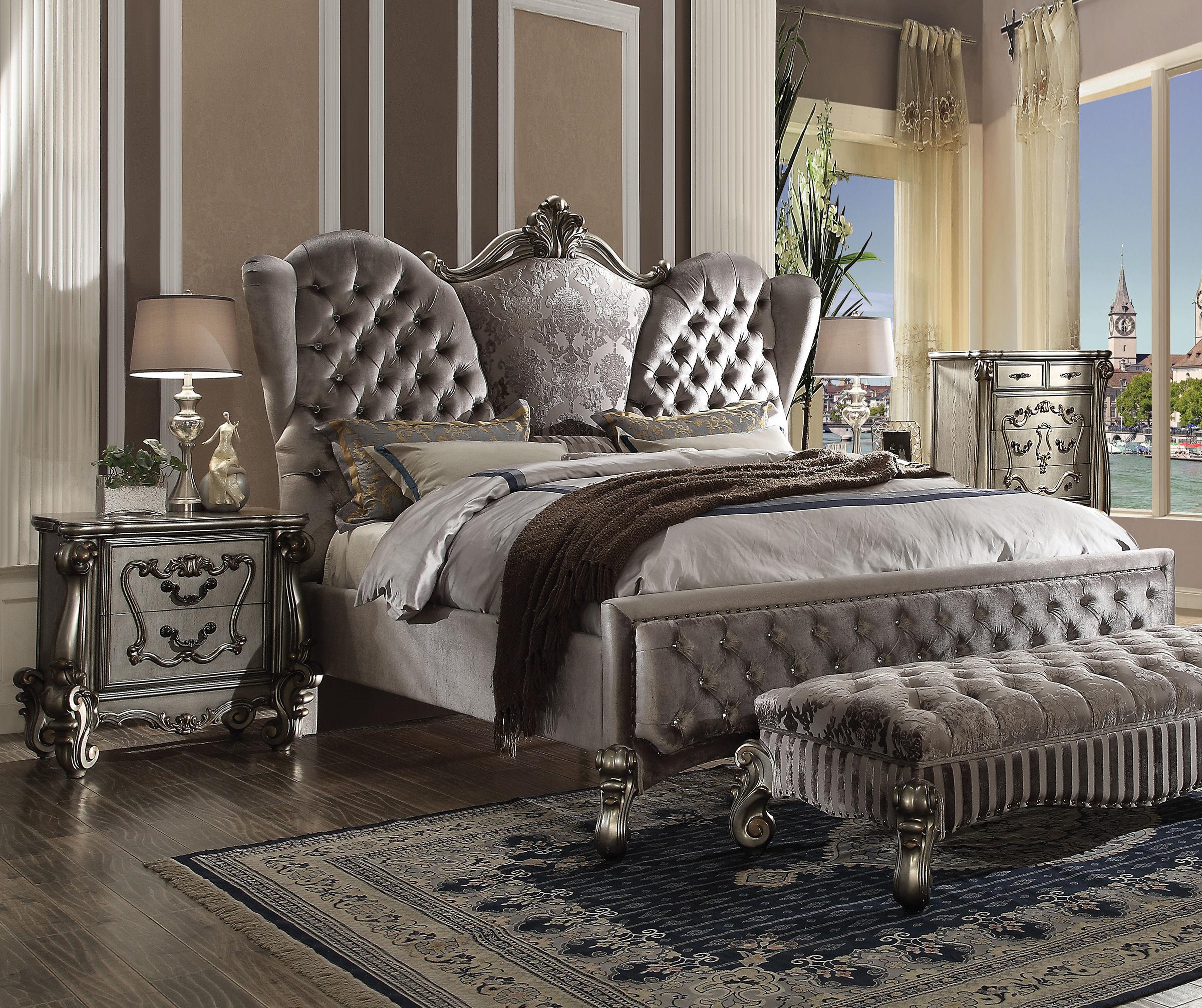 

        
Acme Furniture Versailles-26817EK Panel Bedroom Set Platinum/Antique/Silver Velvet 0840412153914
