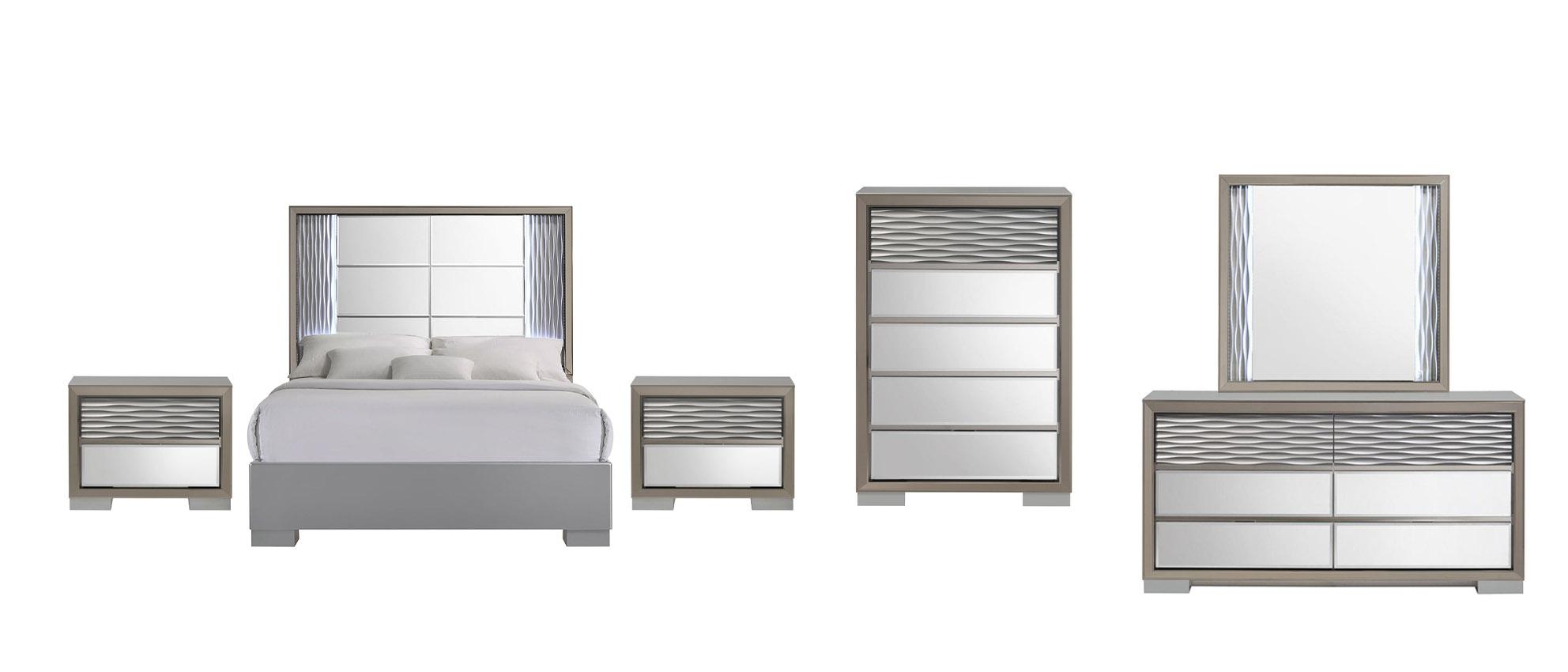 

    
SKYLINE Mirrored Panels Glam Style King Bedroom Set 6Pcs w/LED Global US
