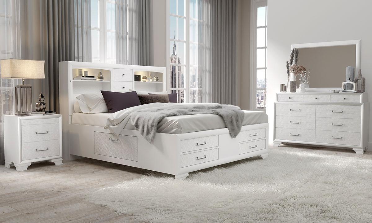 

        
00887179061175JORDYN White Rubberwood Storage King Bed Set 3Pcs w/ Plenty of Drawers Global US

