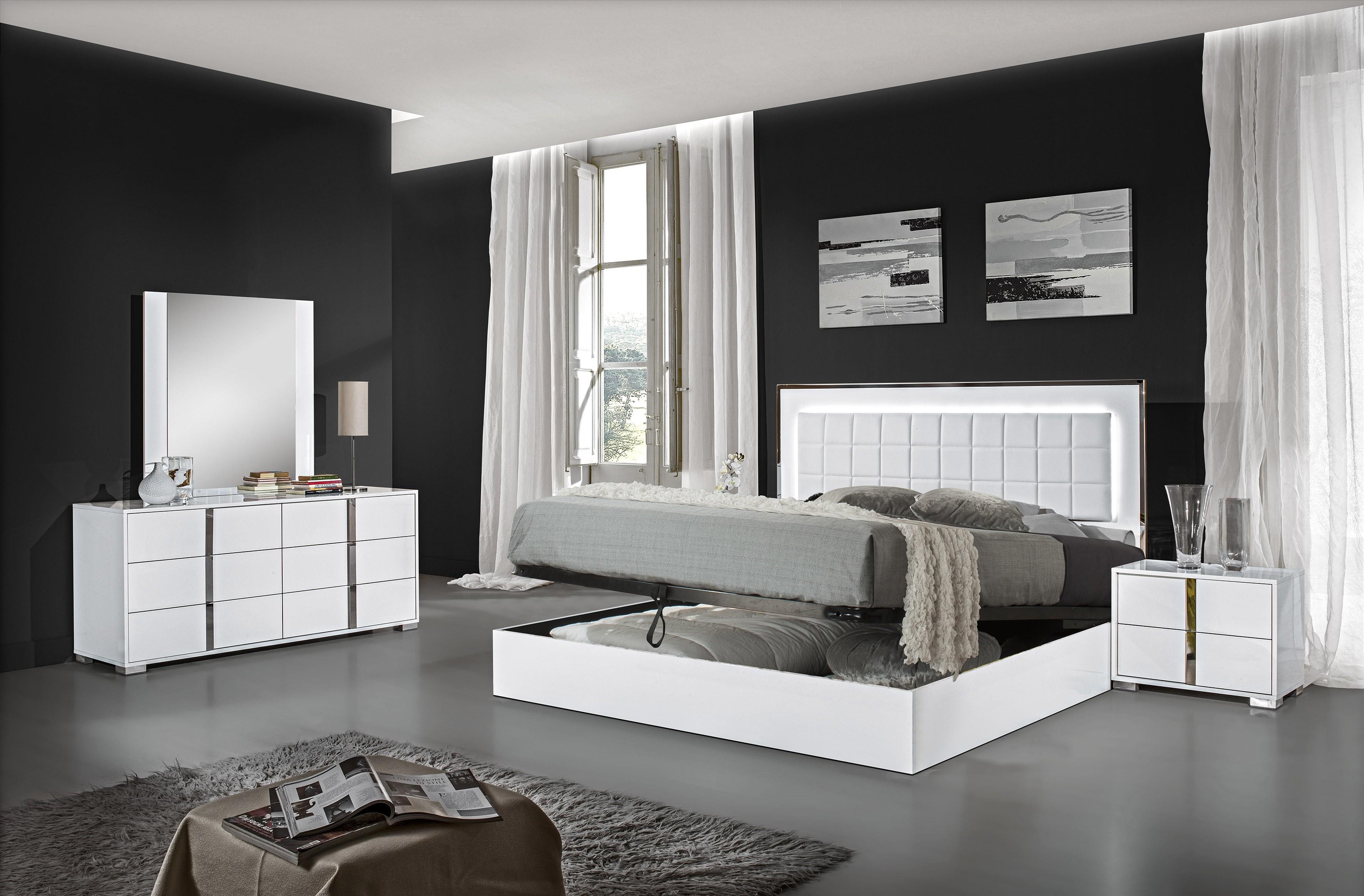 

    
Storage Queen Size Bedroom Set 6Pcs in White High Gloss MADE IN ITALY J&M Alice
