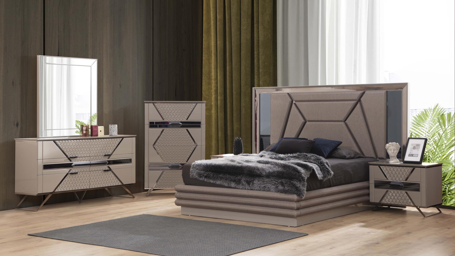 Contemporary, Modern Platform Bedroom Set WENDY WENDY-EK-NDM-4PC in Taupe Fabric