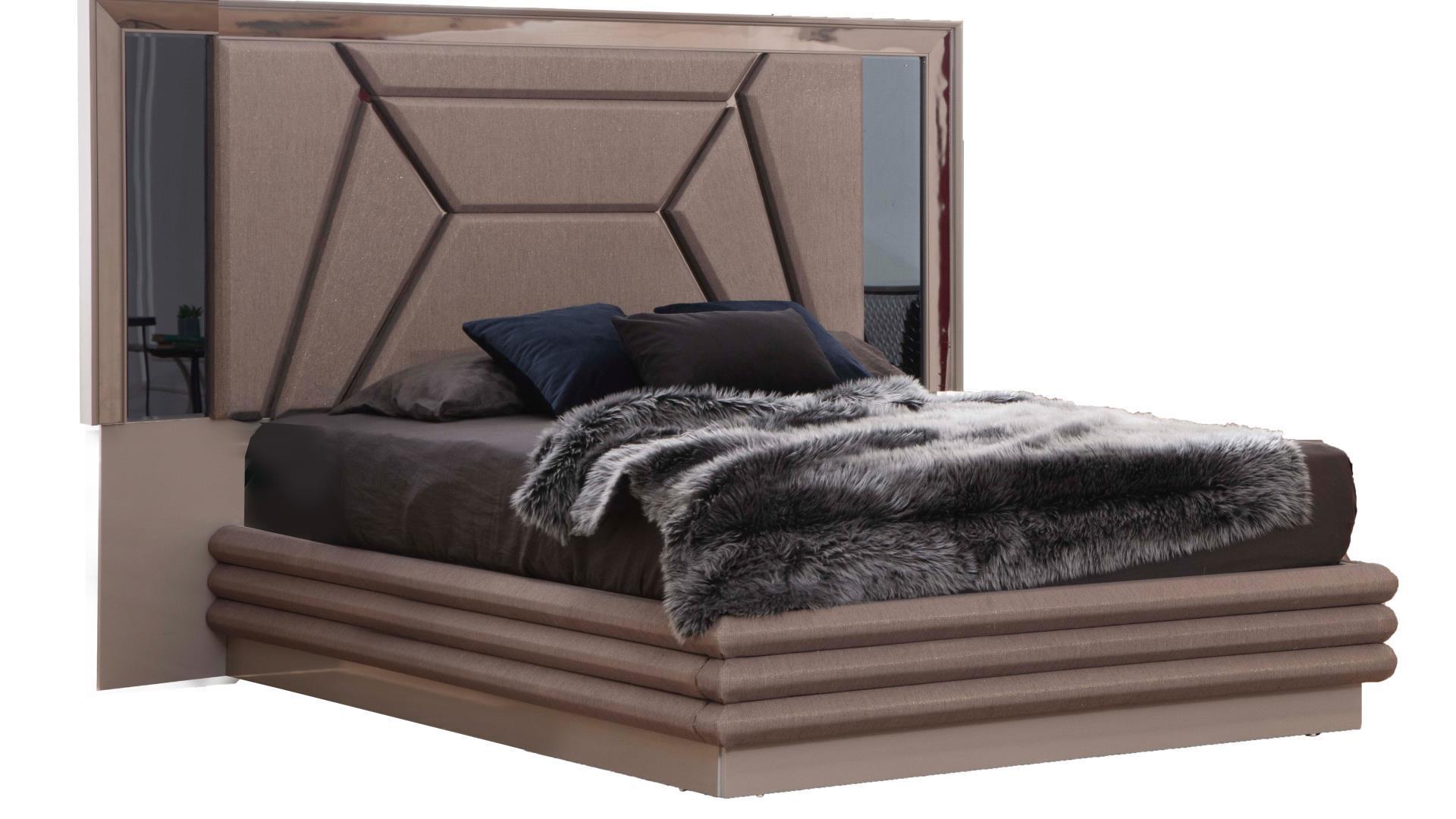 

    
Galaxy Home Furniture WENDY Platform Bed Taupe WENDY-EK

