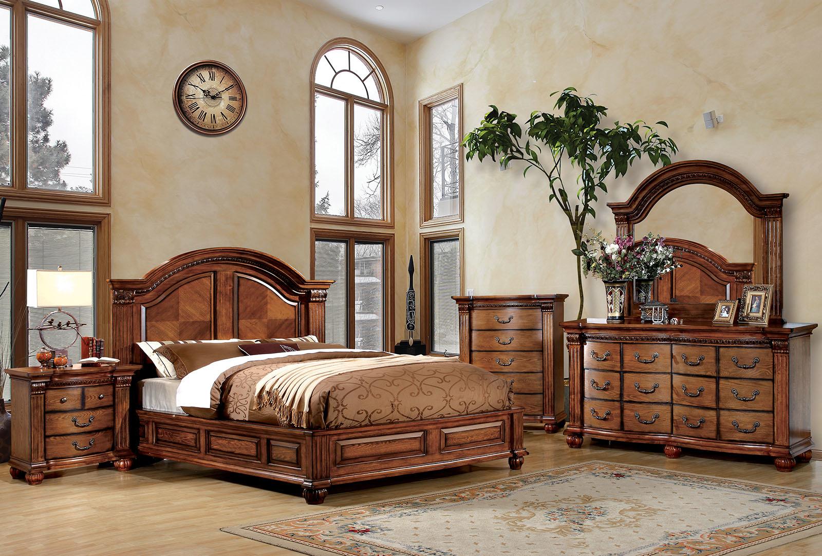 

    
Traditional Antique Tobacco Oak Solid Wood Queen Bed Furniture of America CM7738-Q Bellagrand
