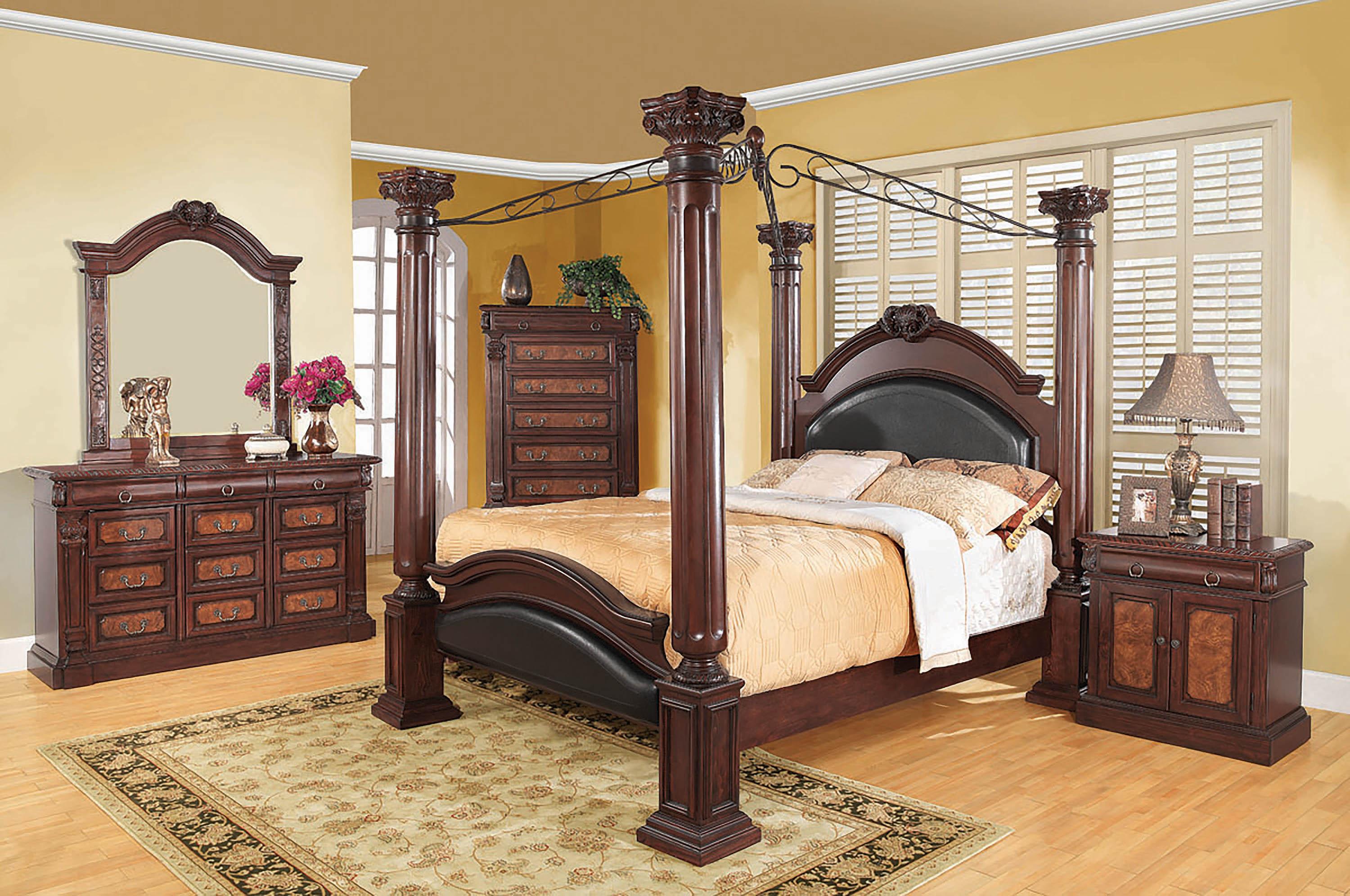 

    
Traditional Black Fabric Upholstery Eastern king Canopy bed Grand Prado by Coaster
