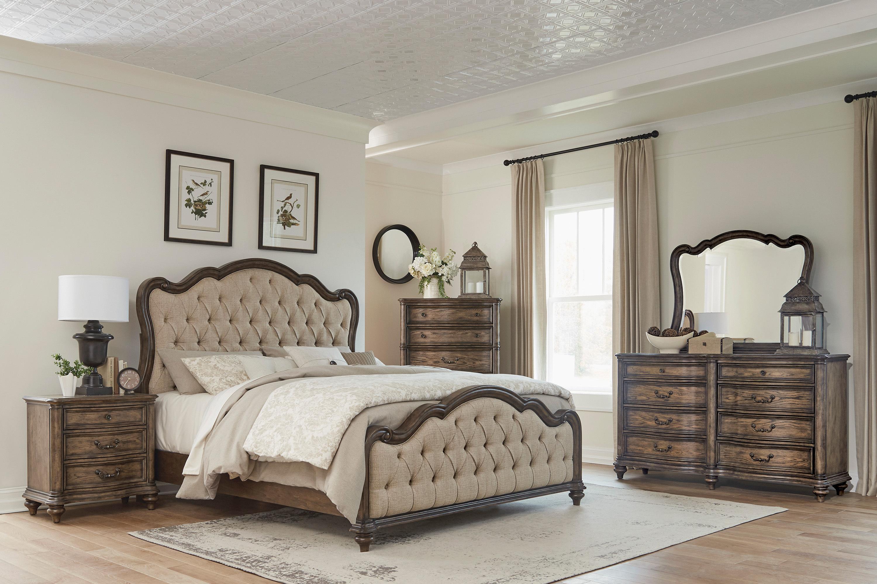 Traditional Bedroom Set 1682K-1CK-5PC Heath Court 1682K-1CK-5PC in Brown Oak Polyester