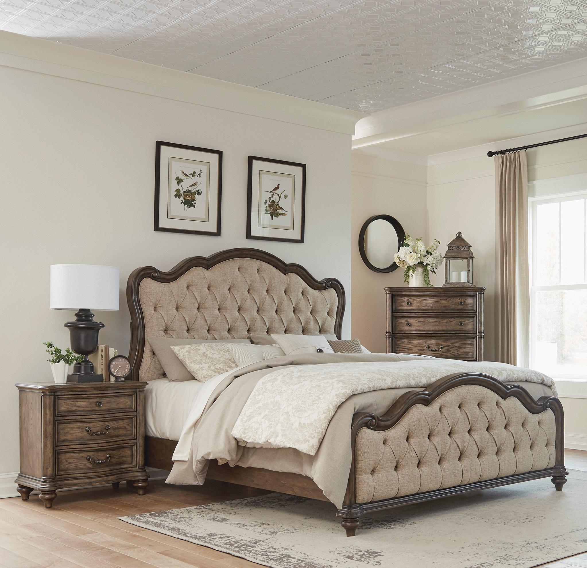 Traditional Bedroom Set 1682-1-3PC Heath Court 1682-1-3PC in Brown Oak Polyester