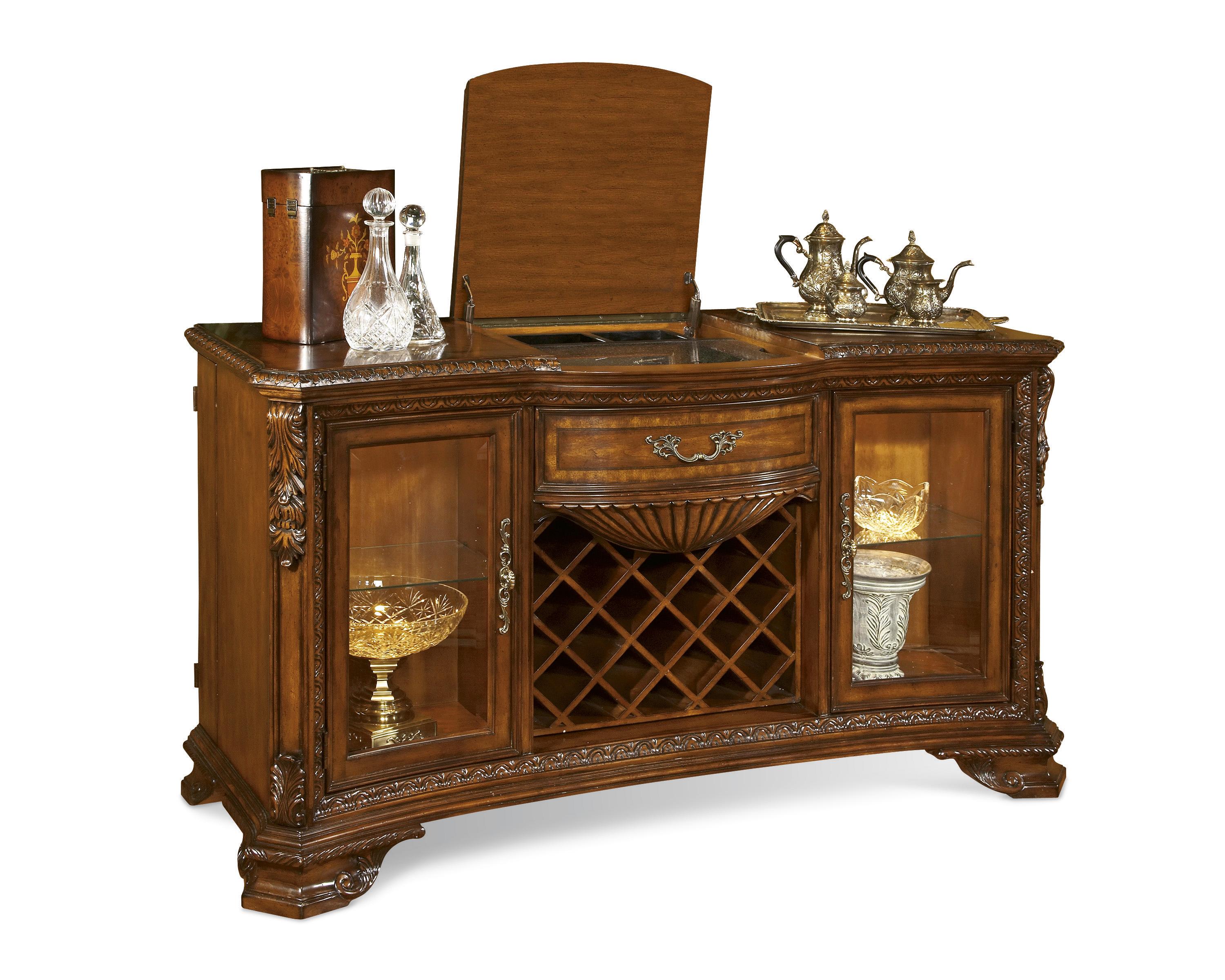 Traditional Buffet Old World 143252-2606 in Cherry Lacquer