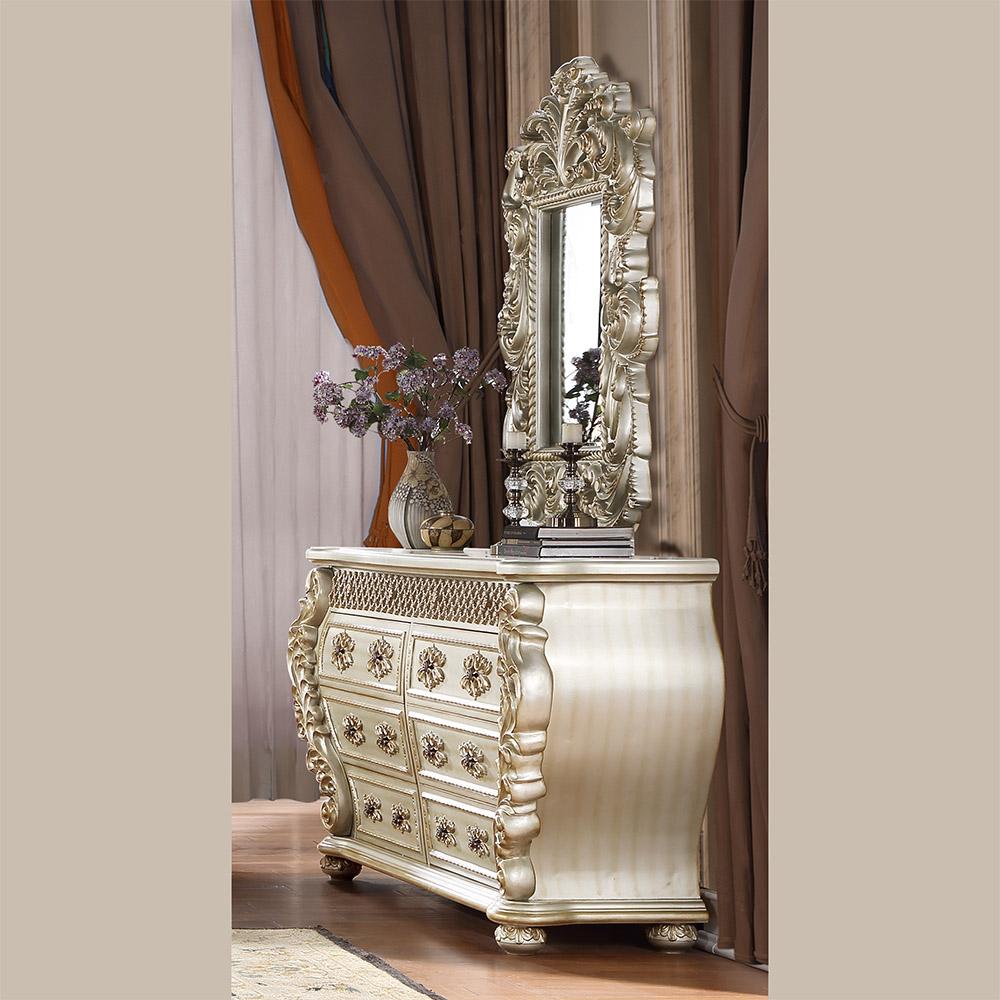 

    
Traditional Champagne Wood Dresser and Mirror Homey Design HD-8011

