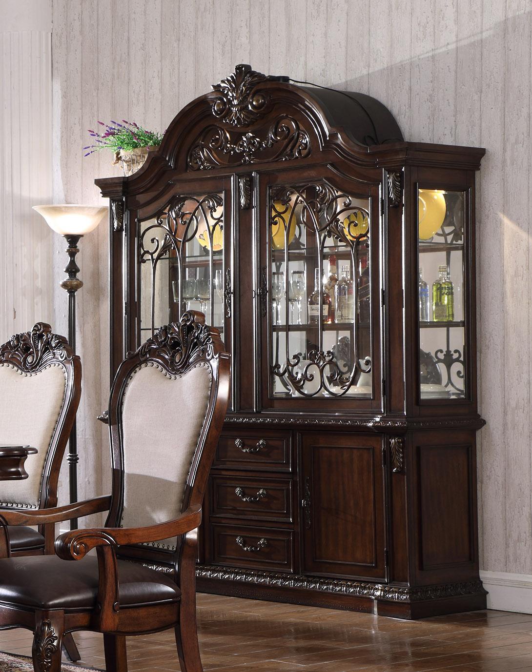 

    
Cherry Finish China Cabinet Lighted Hutch Traditional McFerran D3600
