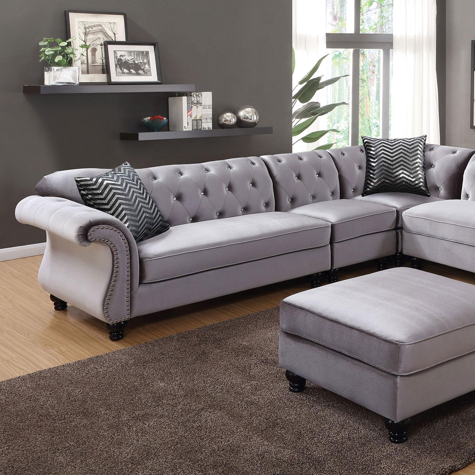

    
Traditional Fabric Upholstery Sectional in Gray Jolanda ii Furniture of America
