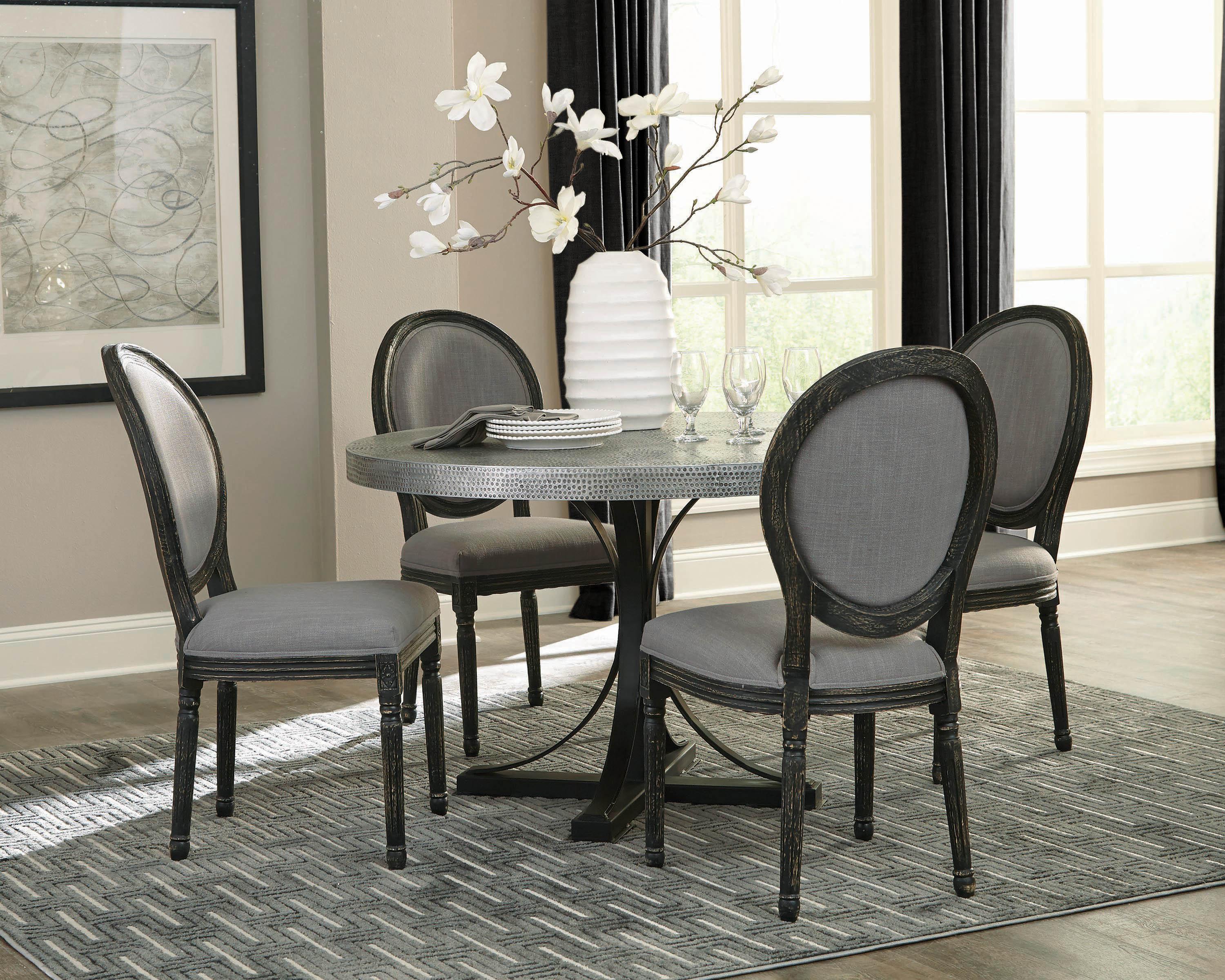 

        
Coaster Rochelle Dining Table Black/Gray  021032417024
