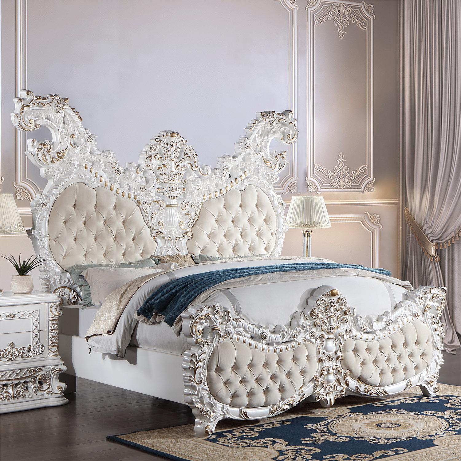 

    
Traditional Ivory Wood CAL King Bed Set 5Pcs Homey Design HD-1808
