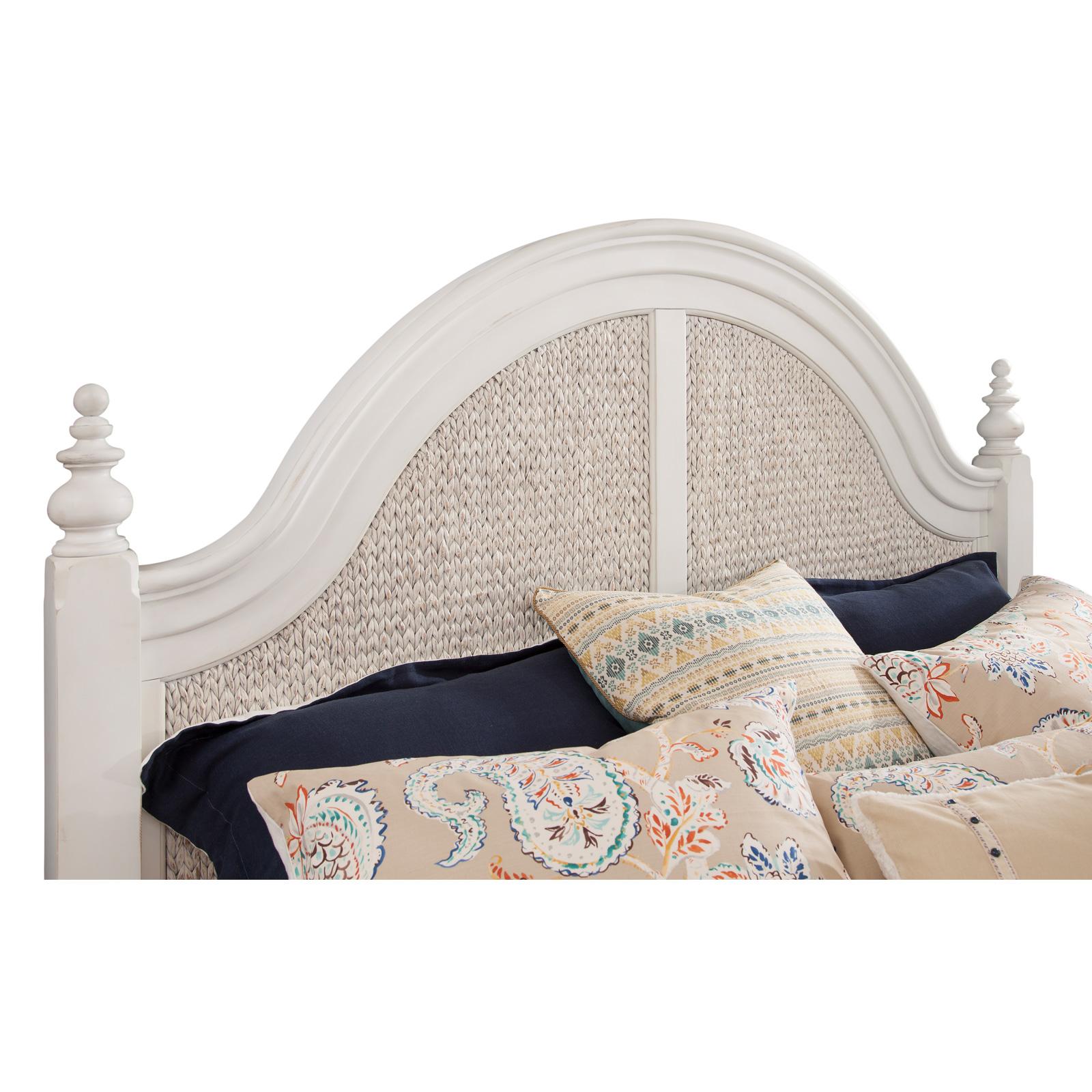 

    
Traditional King Woven Panel Bed Rodanthe 3910-66WOWO American Woodcrafters
