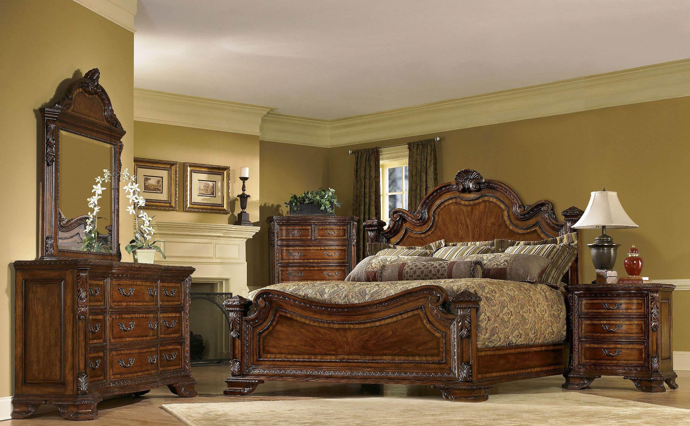 

    
Traditional Medium Cherry Wood California King Panel Bedroom Set 5Pcs HD-80001
