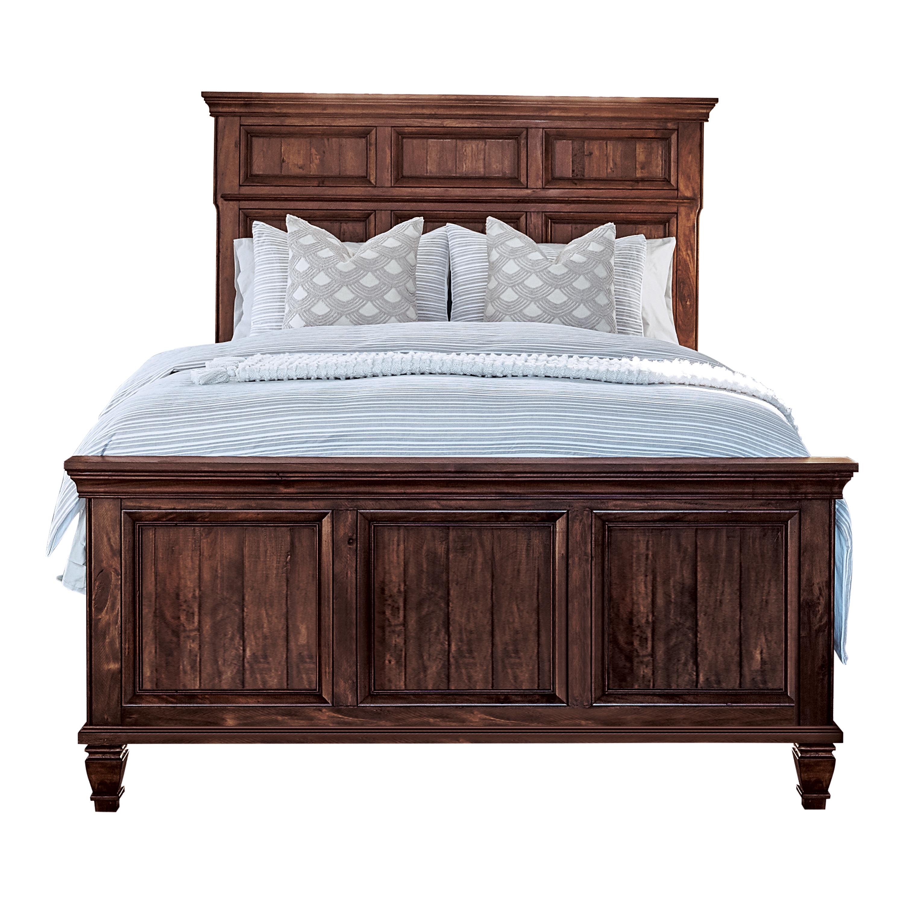 

    
Traditional Weathered Burnished Brown Wood CAL Bed Coaster 223031KW Avenue
