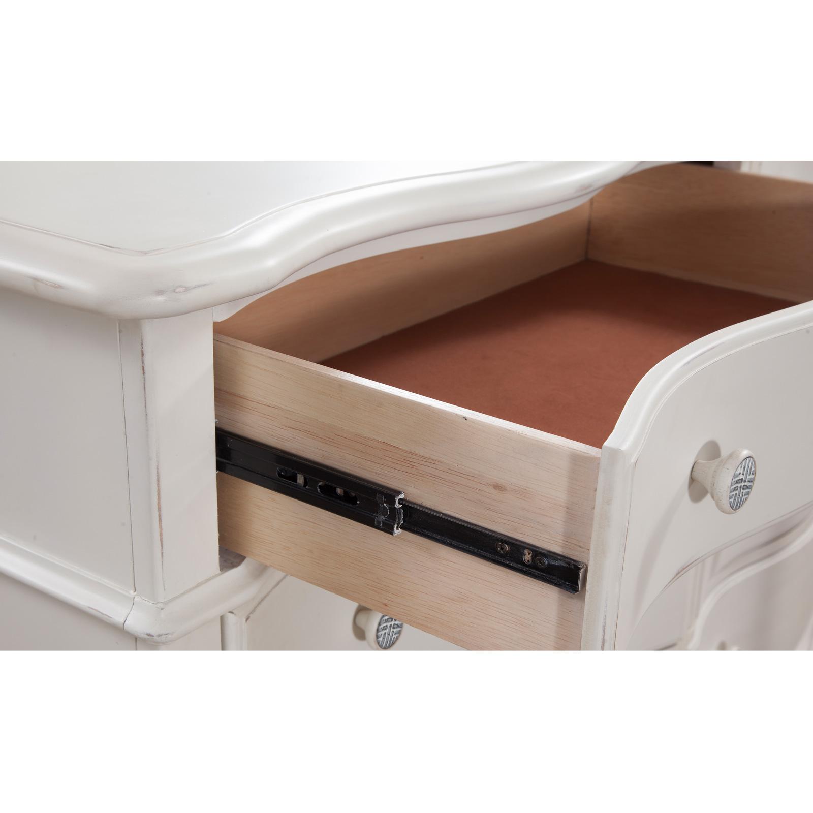 

        
American Woodcrafters Rodanthe 3910-130 Chest White  810040451423
