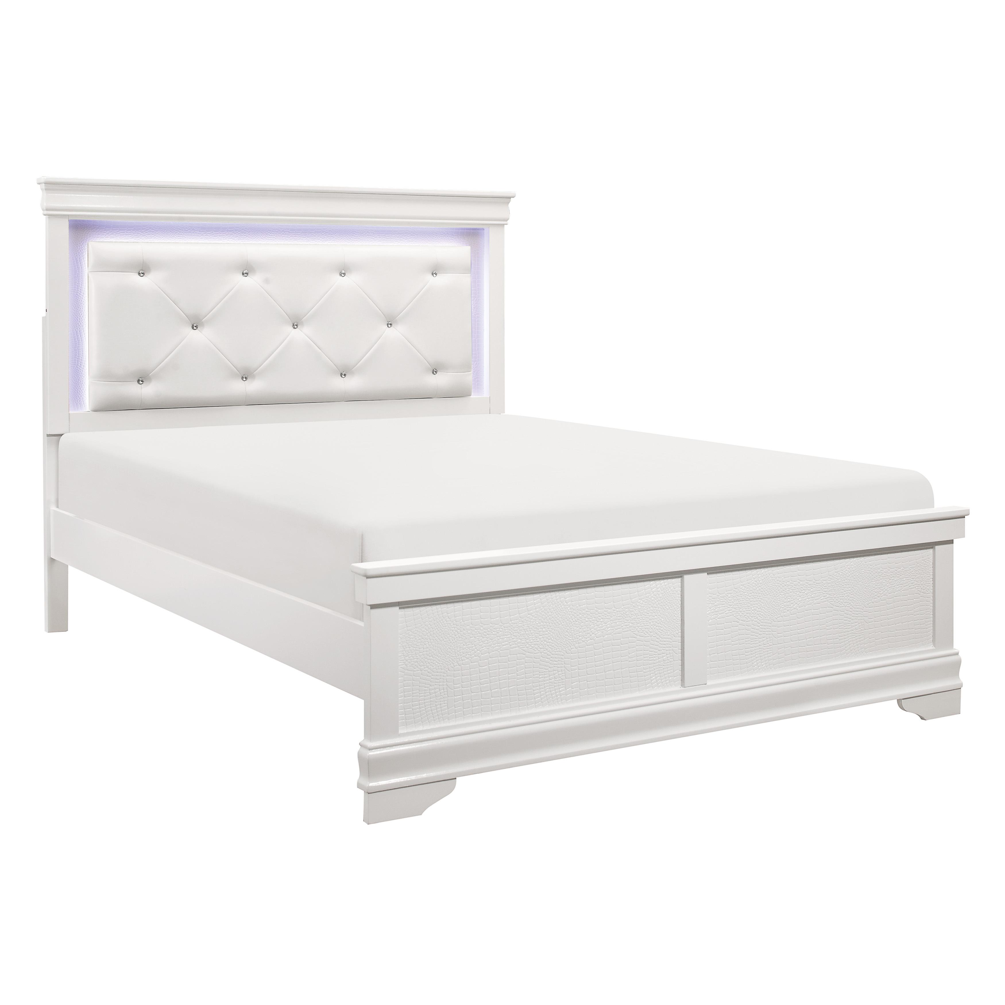 Traditional Bed 1556WK-1CK* Lana 1556WK-1CK* in White Faux Leather