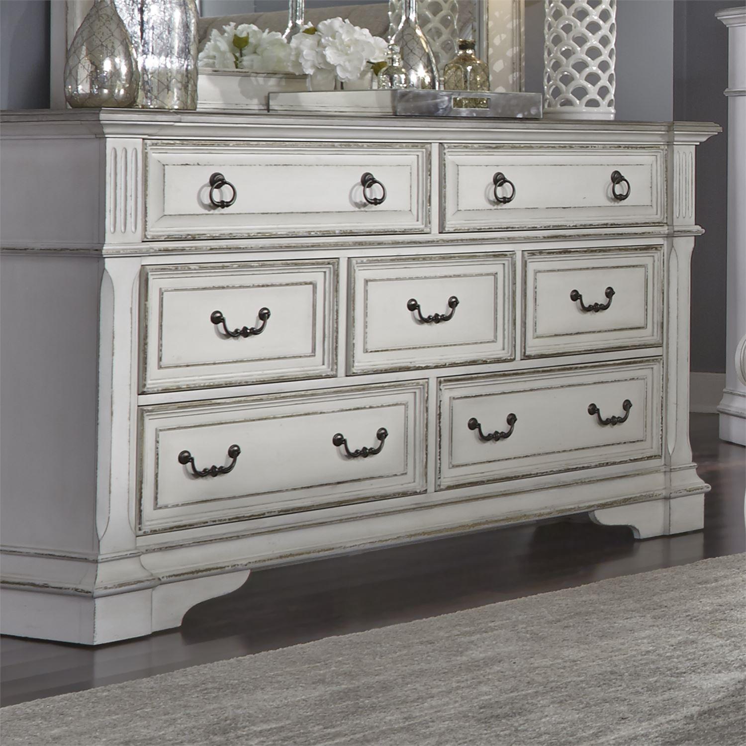 Traditional Combo Dresser Abbey Park 520-BR31 520-BR31 in White 