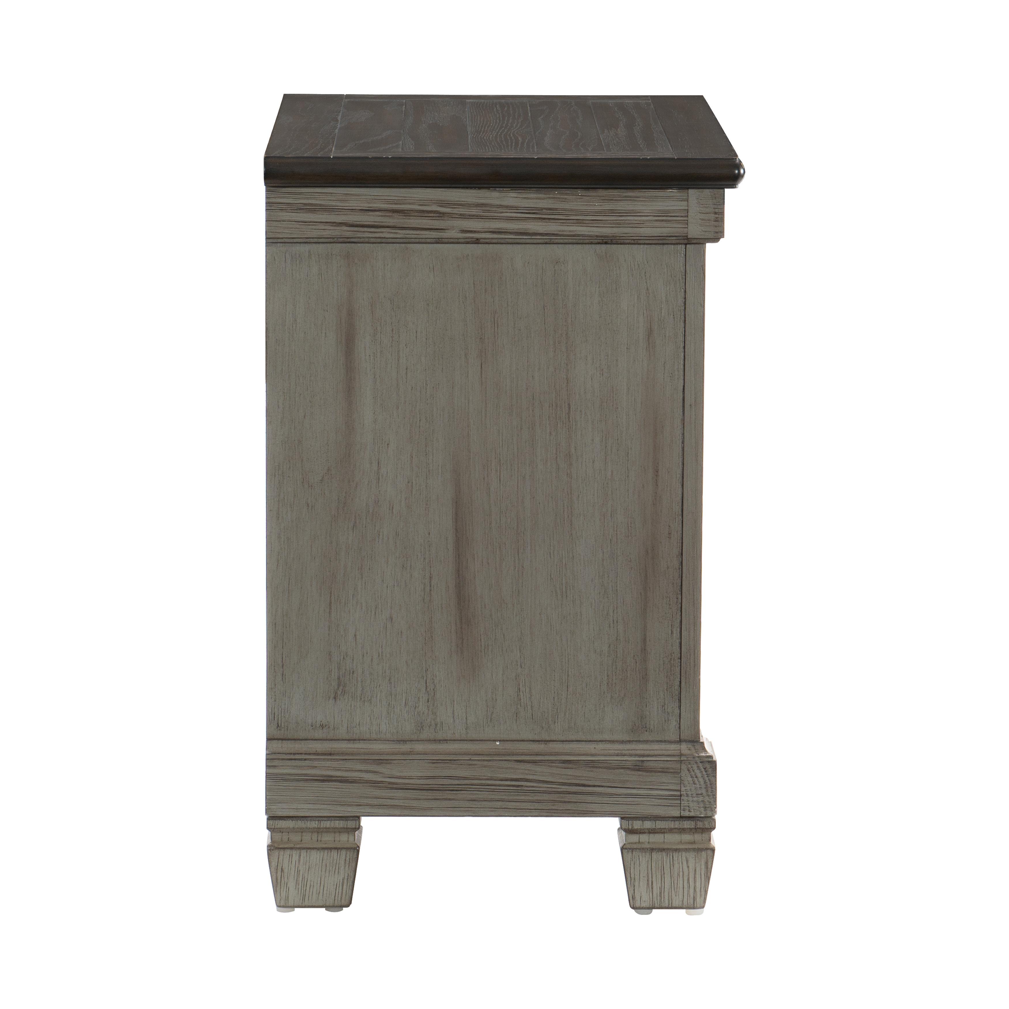 

    
 Order  Transitional Antique Gray & Coffee Wood Queen Bedroom Set 3pcs Homelegance 1626GY-1* Weaver

