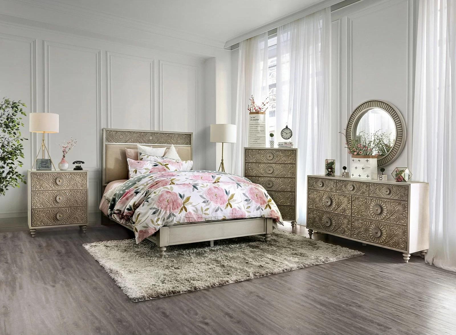 

    
FOA7882-Q Transitional Antique White & Beige Solid Wood Queen Bed Furniture of America FOA7882 Jakarta
